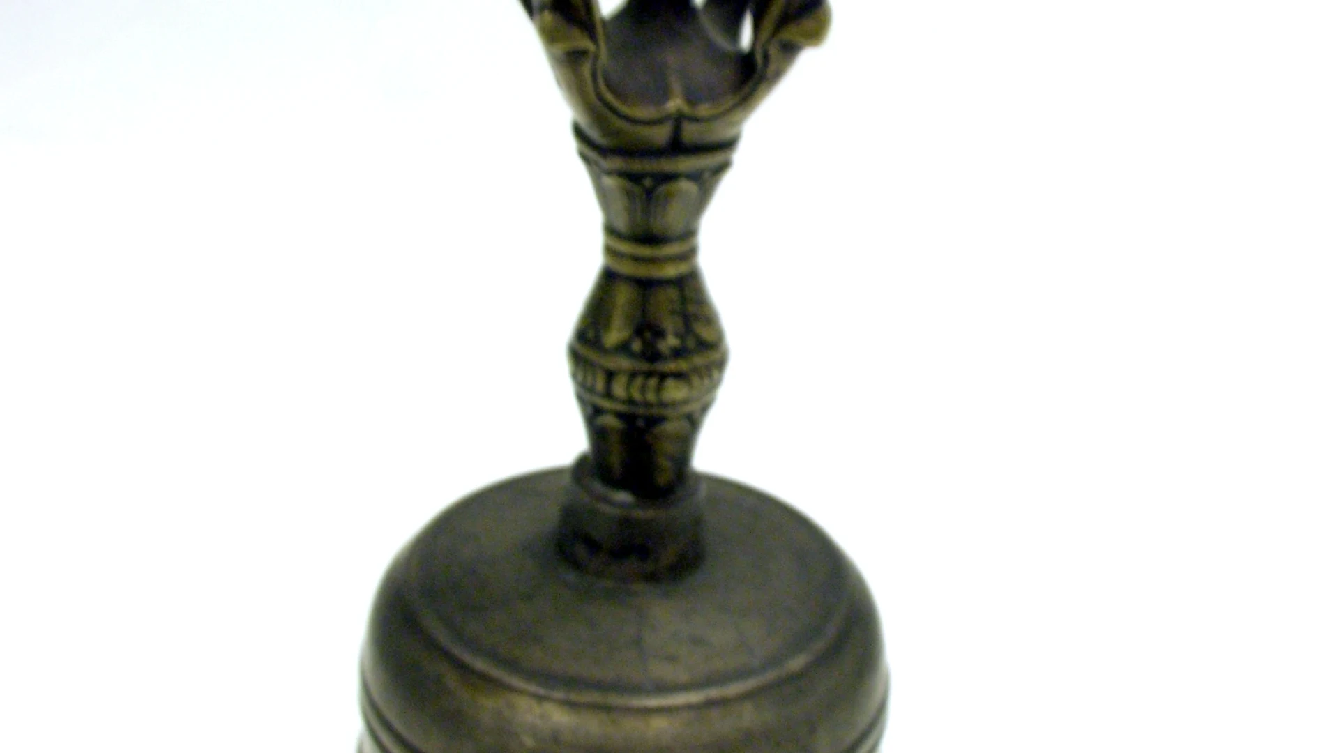 Bell (Rei) - free hd aesthetic wallpaper for desktop