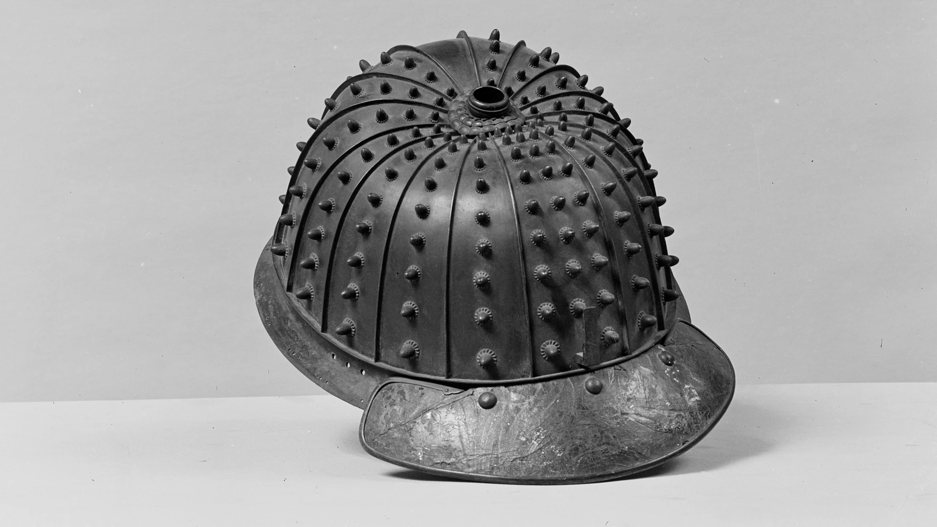 Helmet (Hachi) - free hd aesthetic wallpaper for desktop