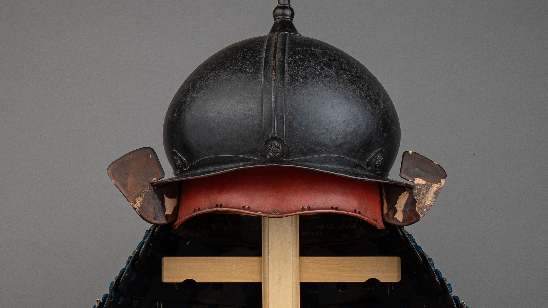 Helmet (Kabuto) - free hd aesthetic wallpaper for desktop