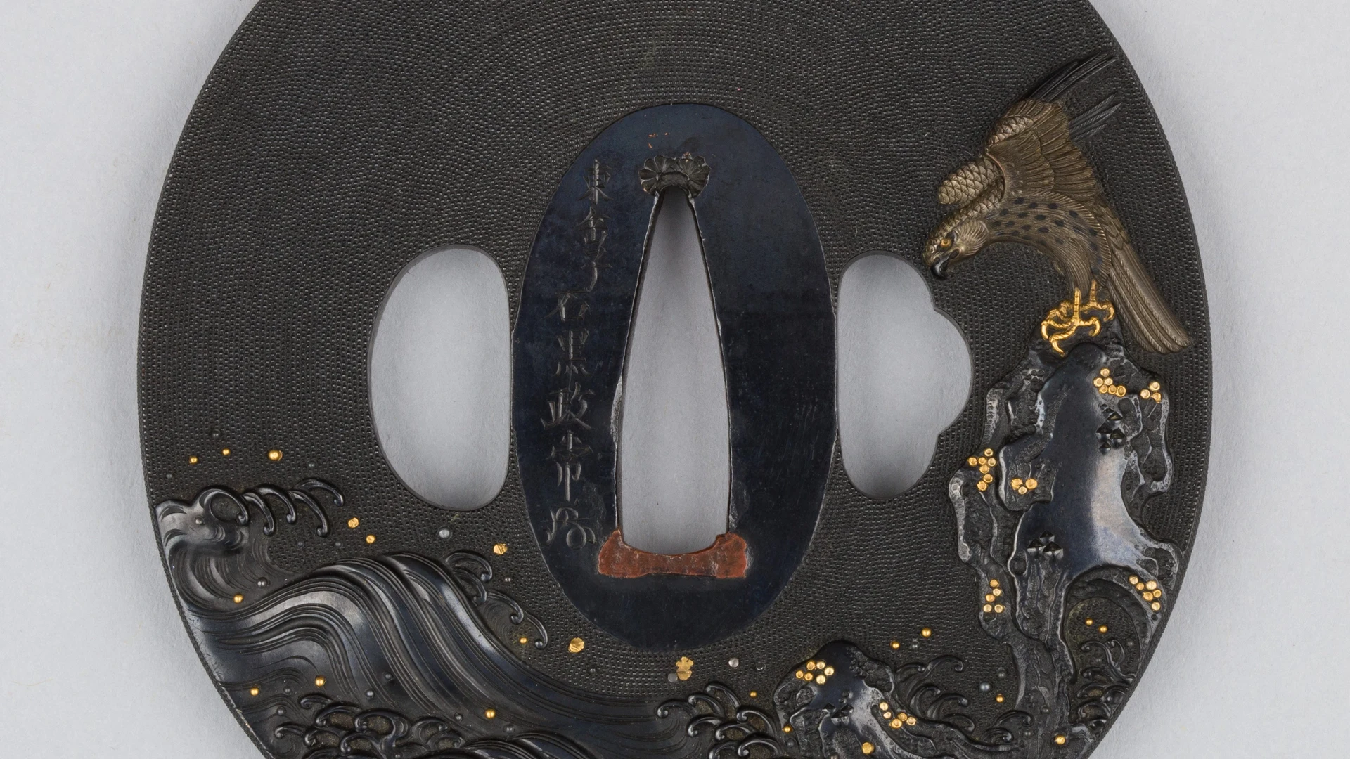 波濤に岩上鷹図大小 Sword Guard (<i>Tsuba</i>) - free hd aesthetic wallpaper for desktop