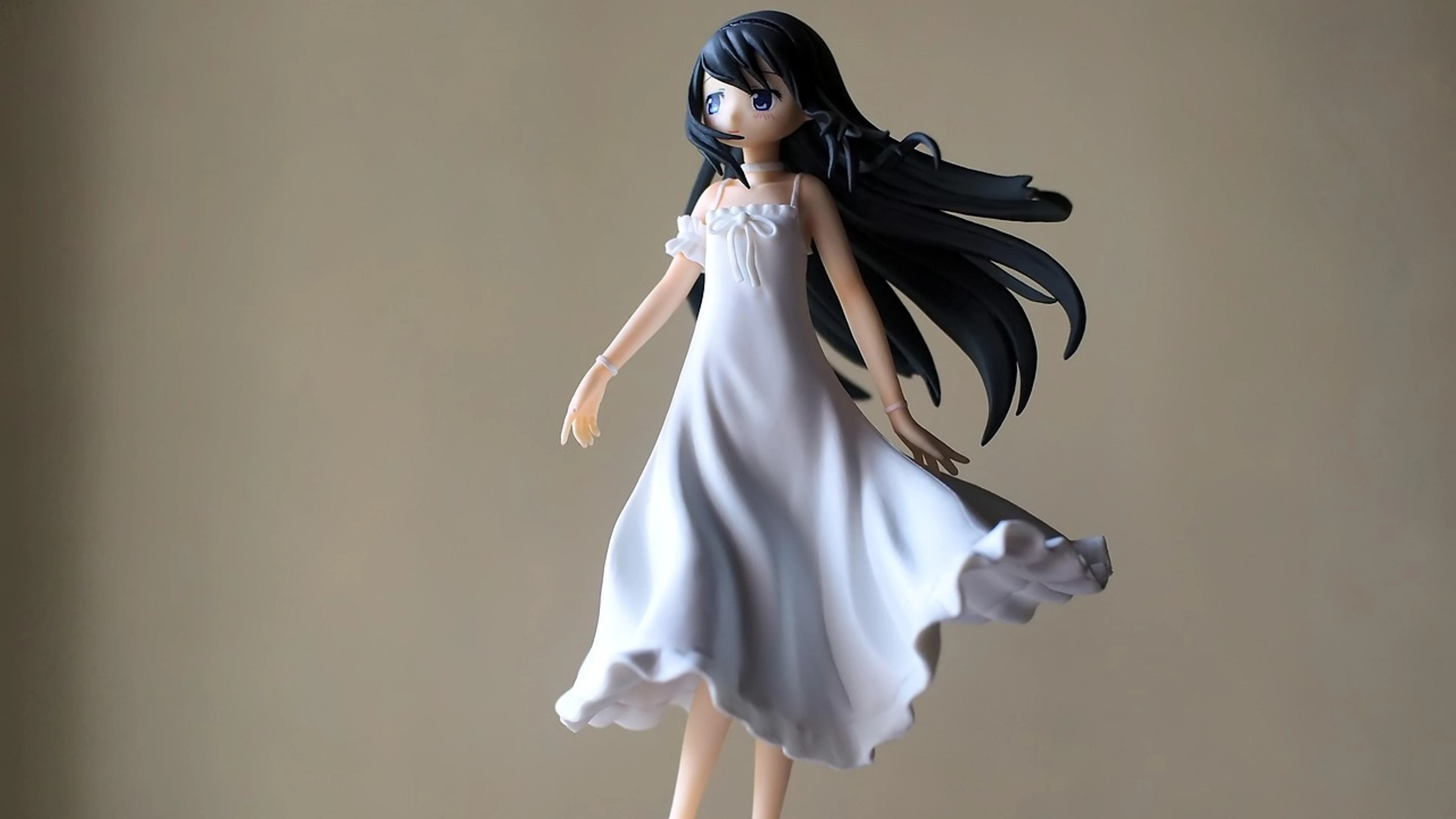 Young lady girl - free 4K Ultra HD anime wallpaper for desktop