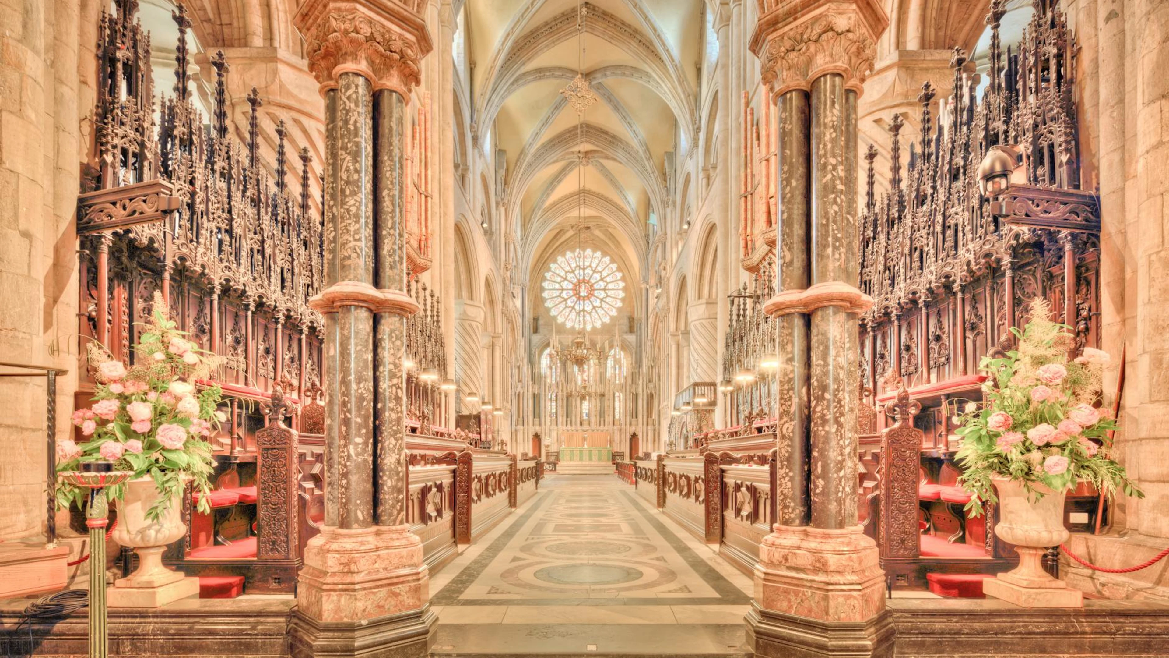 Captivating view of the historic Durham Cathedral's nave with Gothic arches and - free 4K Ultra HD architecture wallpaper for desktop