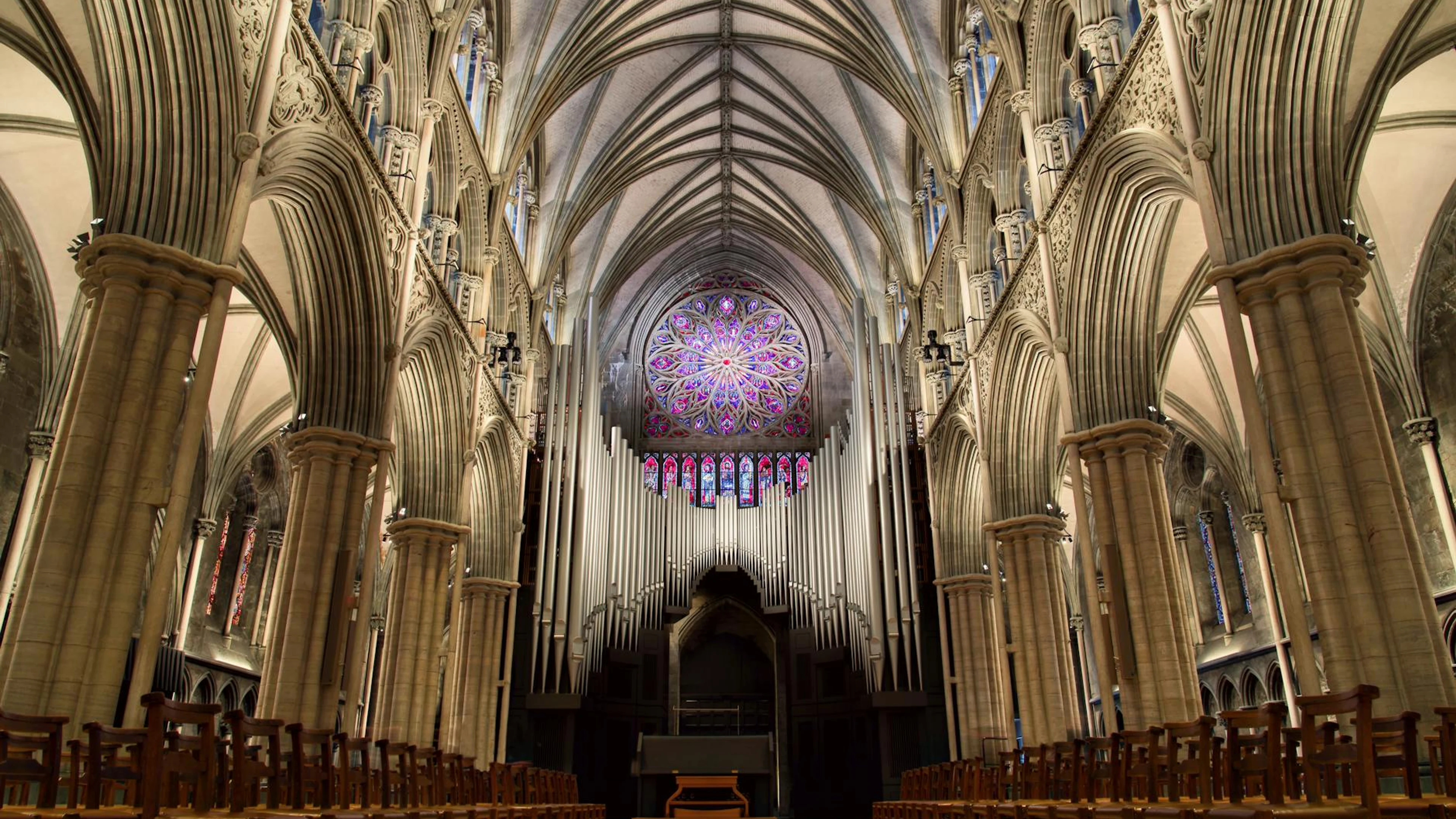 Stunning Gothic interior of Nidaros Cathedral, showcasing the ornate arches and - free 4K Ultra HD architecture wallpaper for desktop