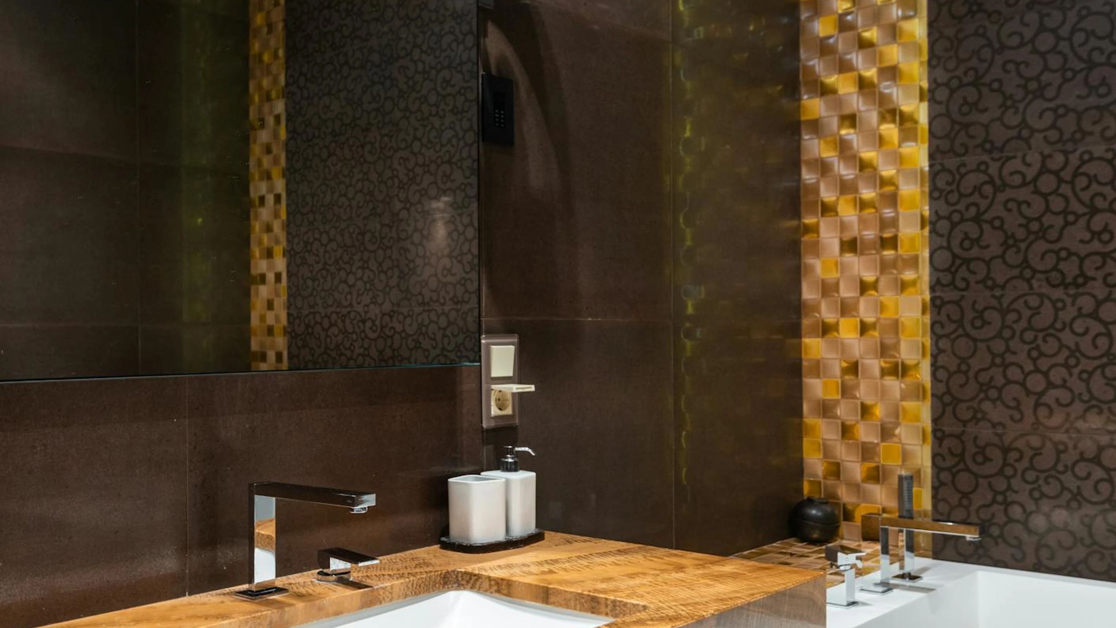 Stylish modern bathroom featuring a wooden sink, elegant bathtub, and intricate - free 4K Ultra HD architecture wallpaper for desktop