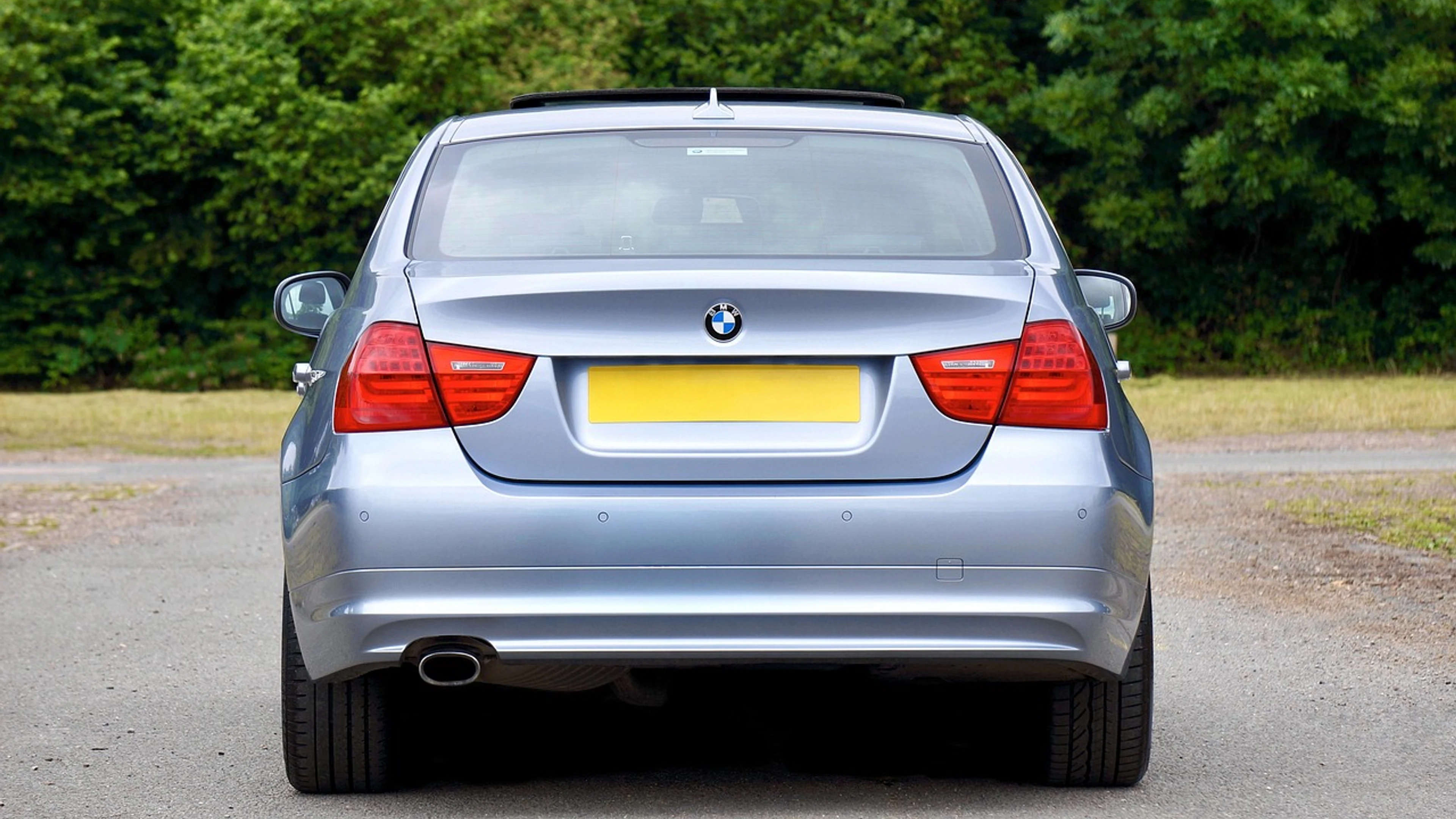 Bmw car transportation - free 4K Ultra HD cars wallpaper for desktop