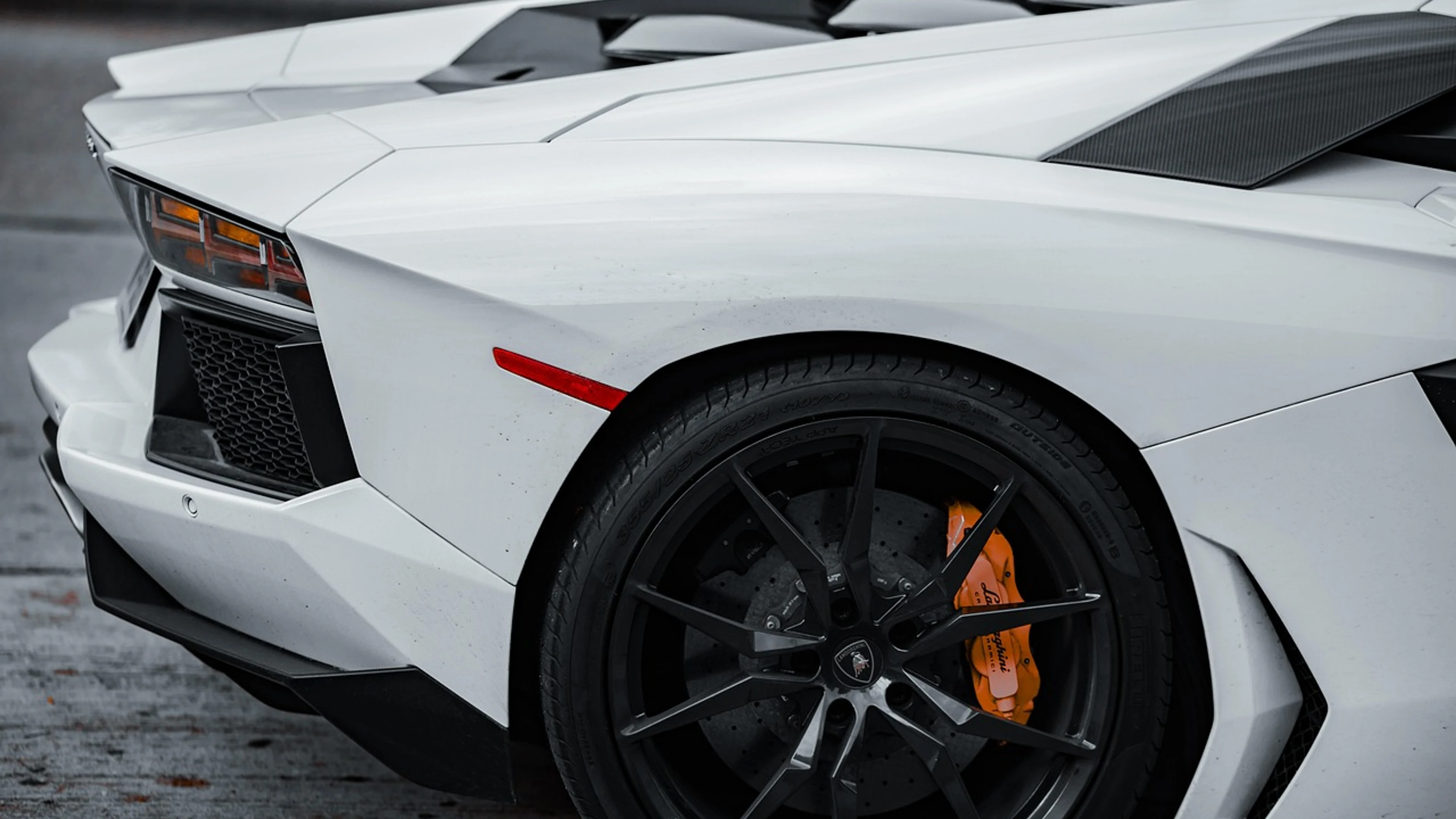 Car automobile super car - free 4K Ultra HD cars wallpaper for desktop