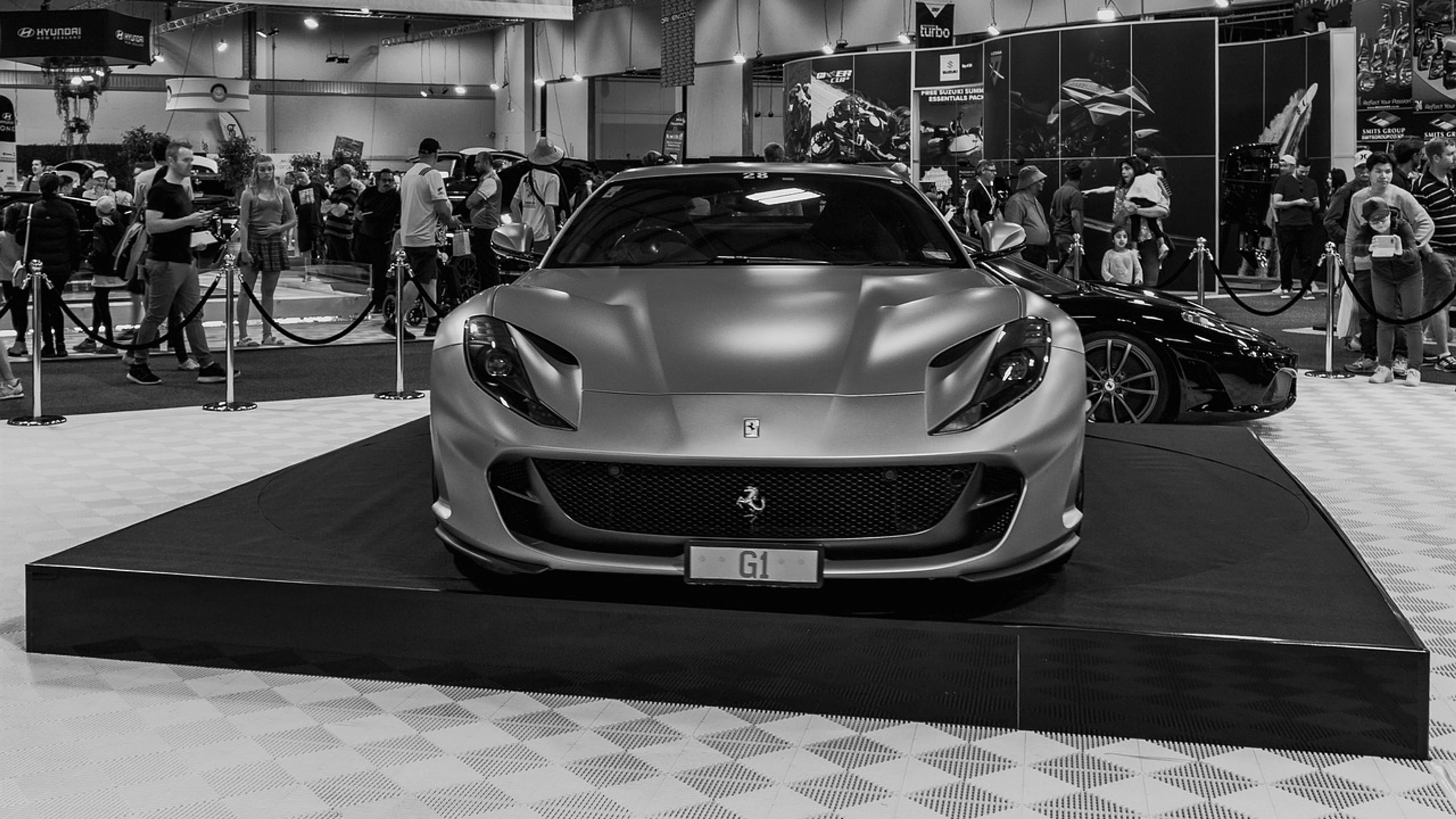 Ferrari car vehicle - free 4K Ultra HD cars wallpaper for desktop