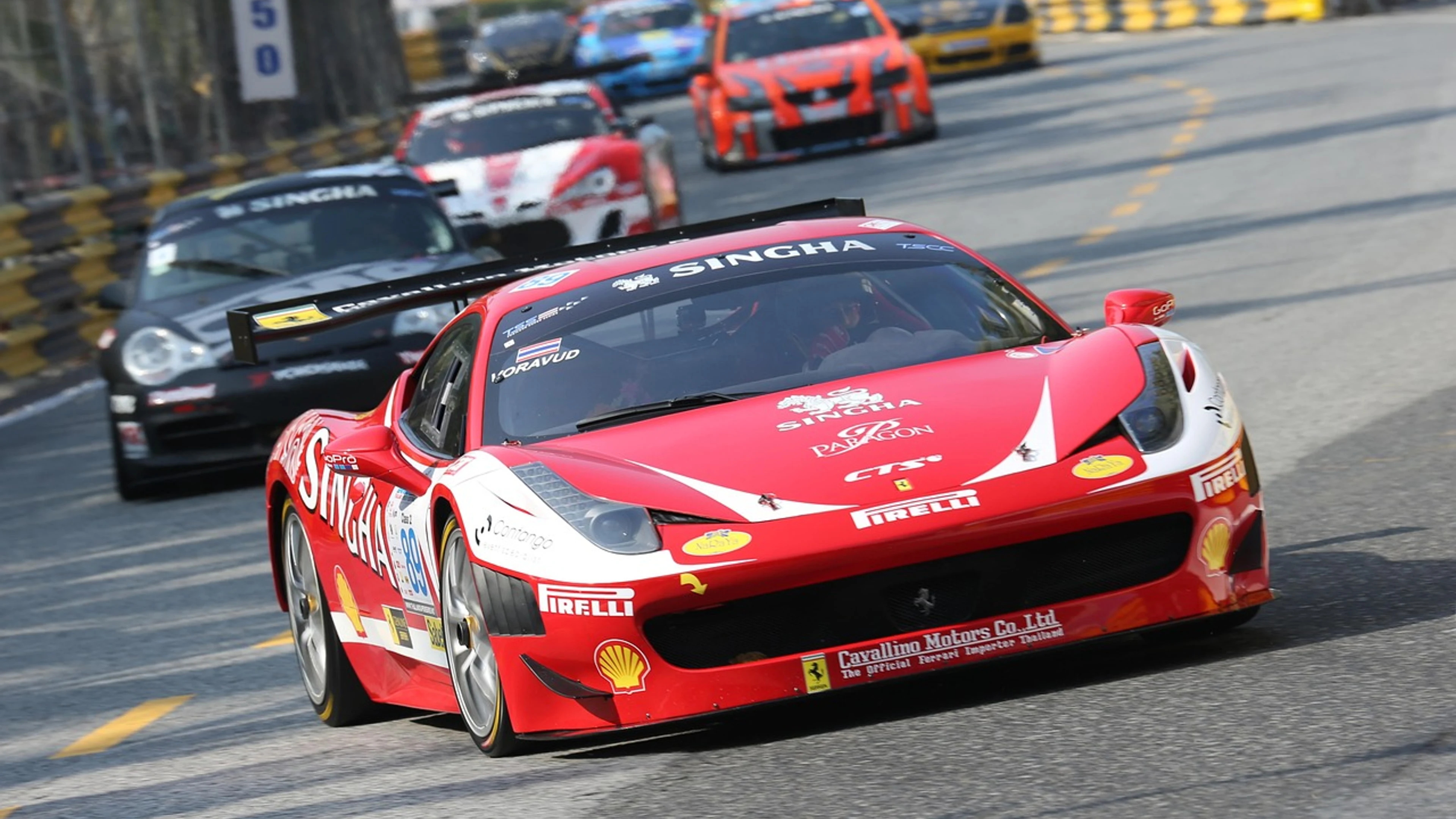 Ferrari car wallpapers red - free 4K Ultra HD cars wallpaper for desktop