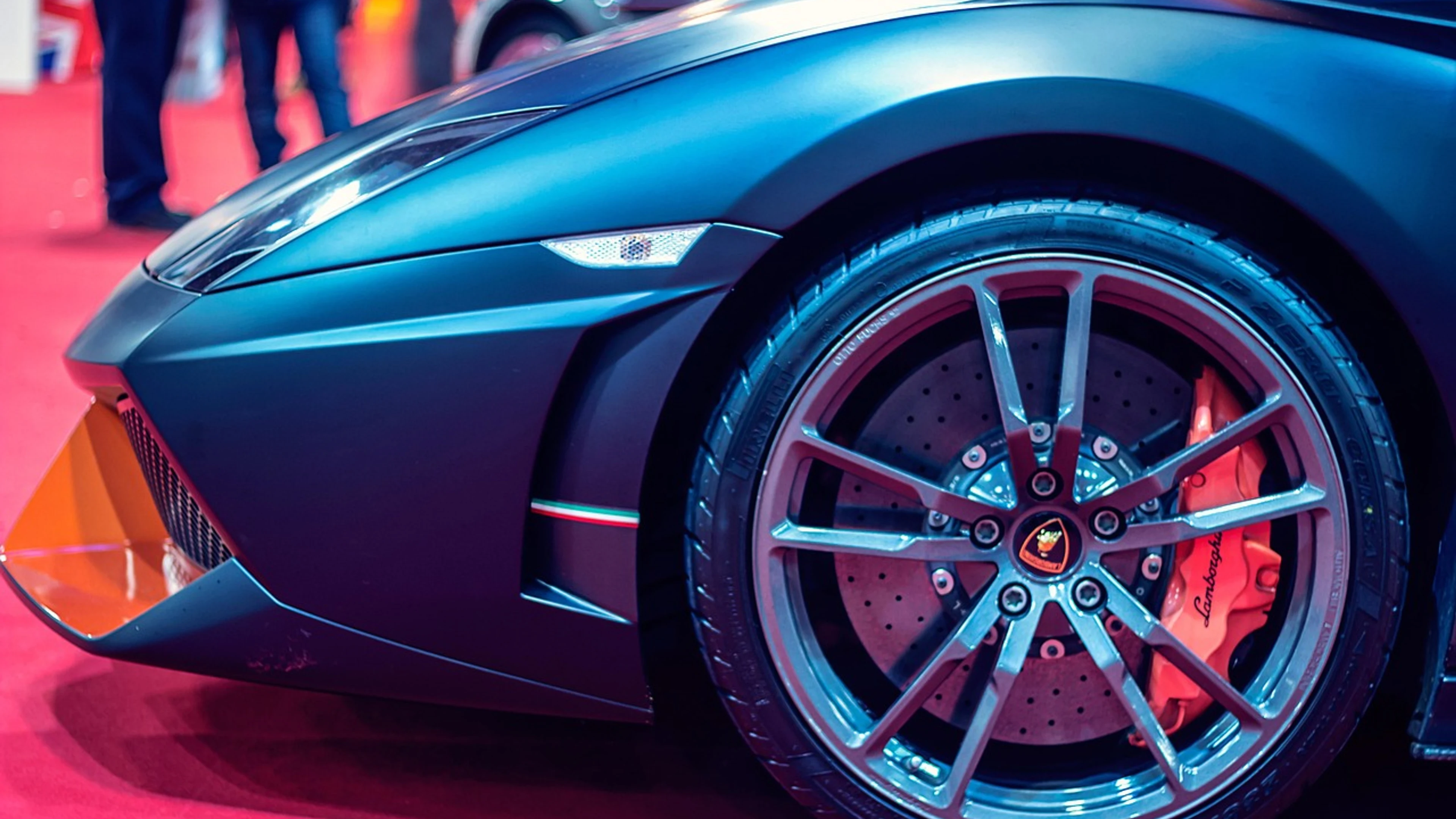 Sport car wheel - free 4K Ultra HD cars wallpaper for desktop