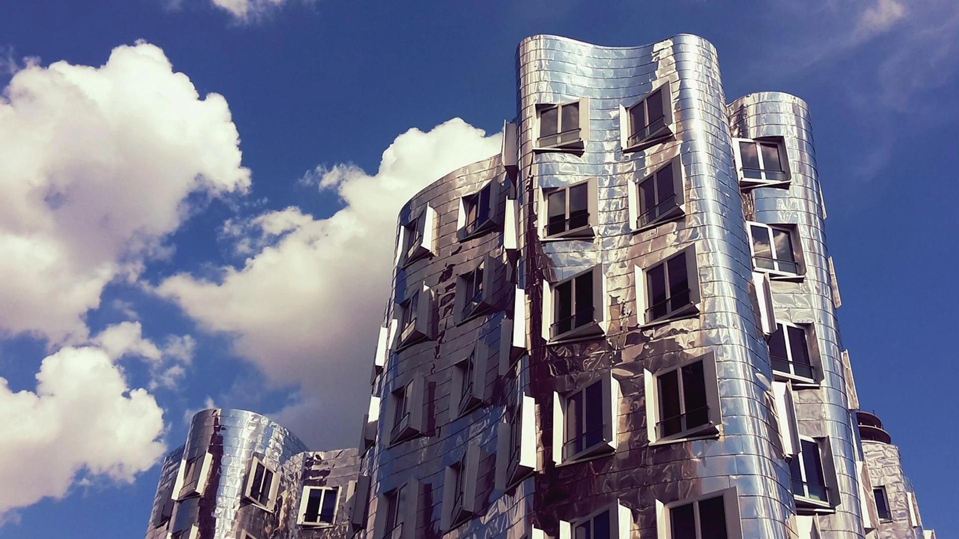 Architecture building skyscraper - free hd city wallpaper for desktop