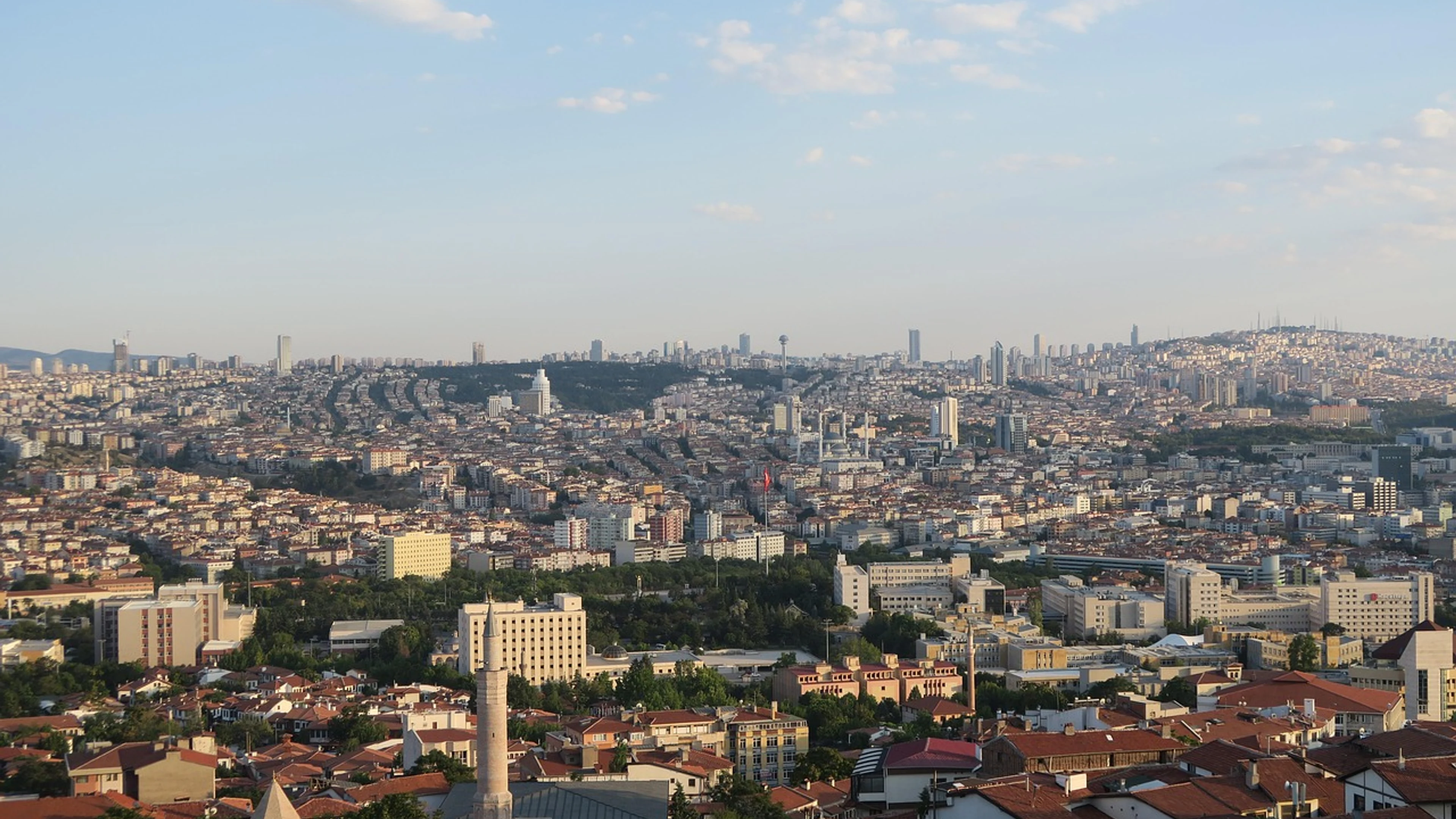 City buildings turkey - free 4K Ultra HD city wallpaper for desktop