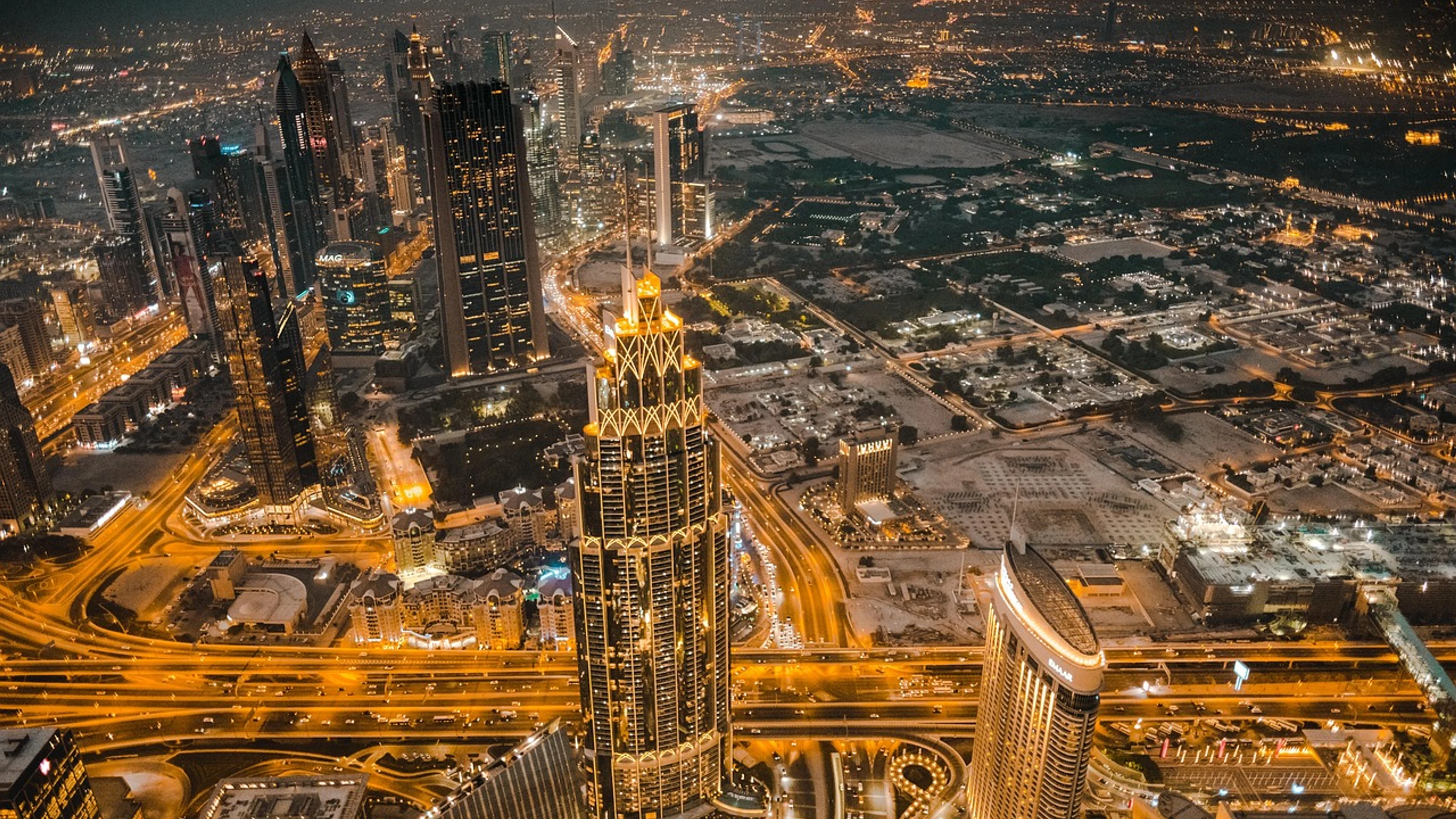 Dubai emirates burj khalifa - free 4K Ultra HD city wallpaper for desktop