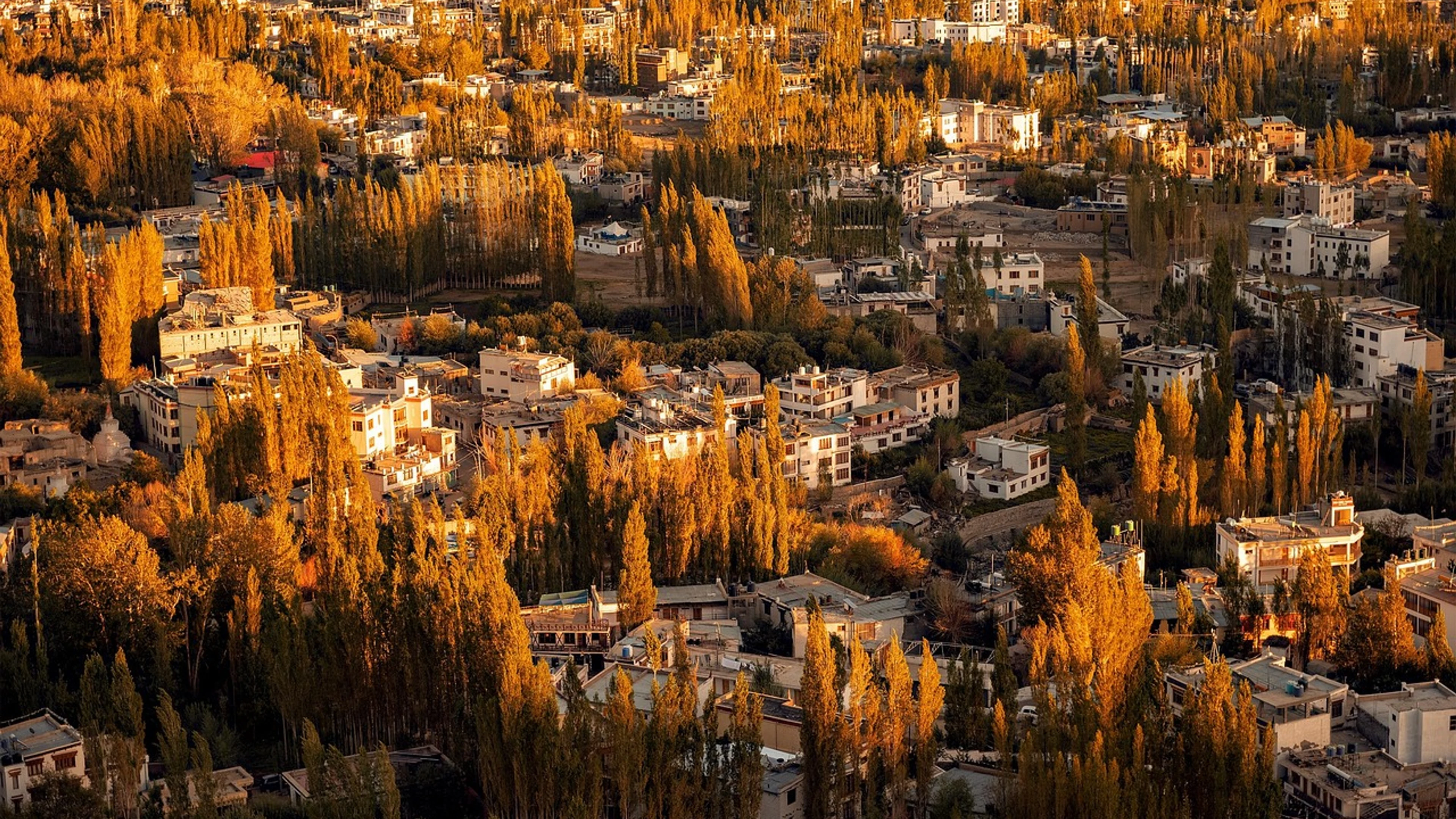 Town fall india - free 4K Ultra HD city wallpaper for desktop