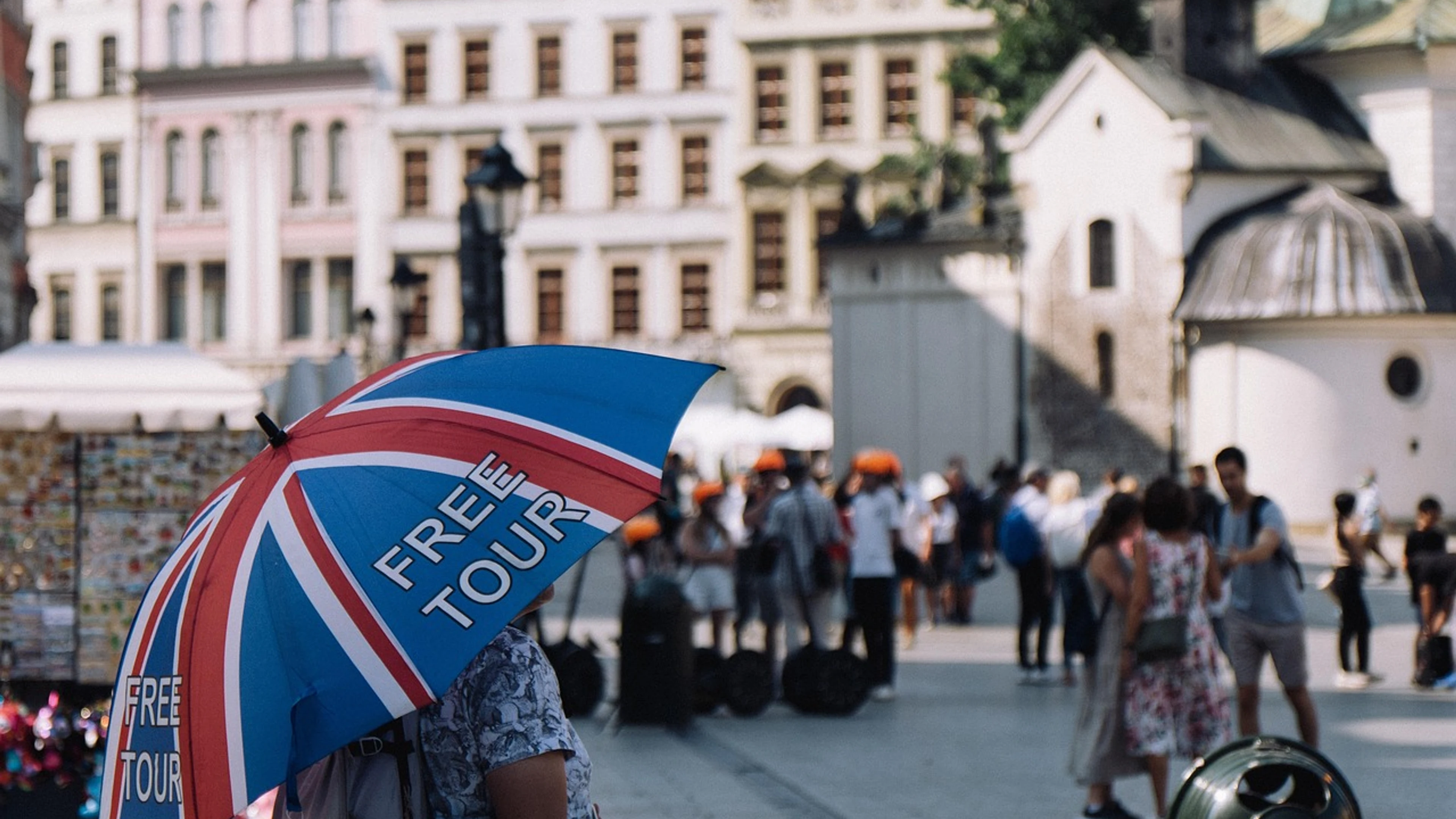 Travel tourism sightseeing - free 4K Ultra HD city wallpaper for desktop