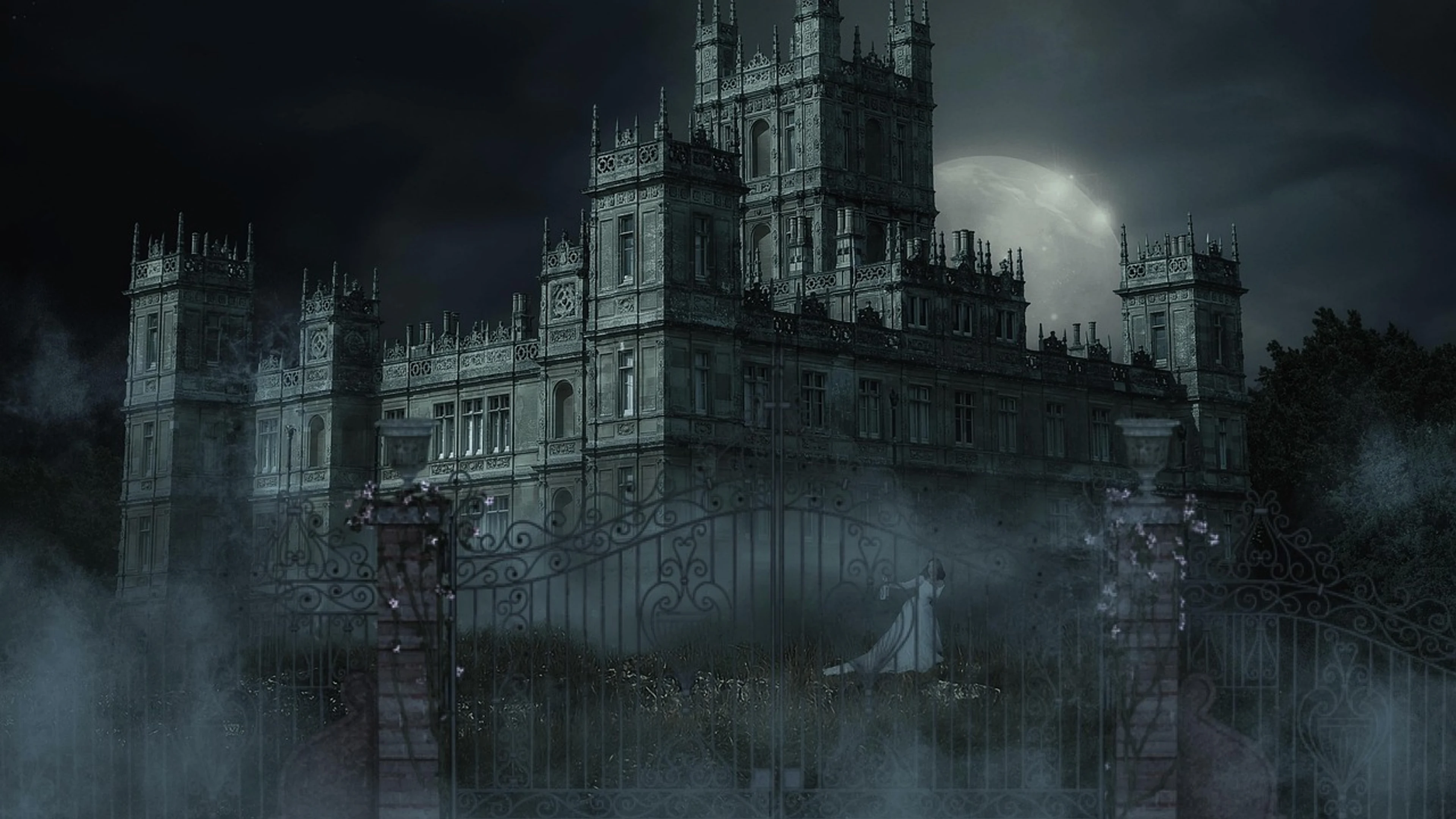 Castle palace fortress - free 4K Ultra HD dark wallpaper for desktop