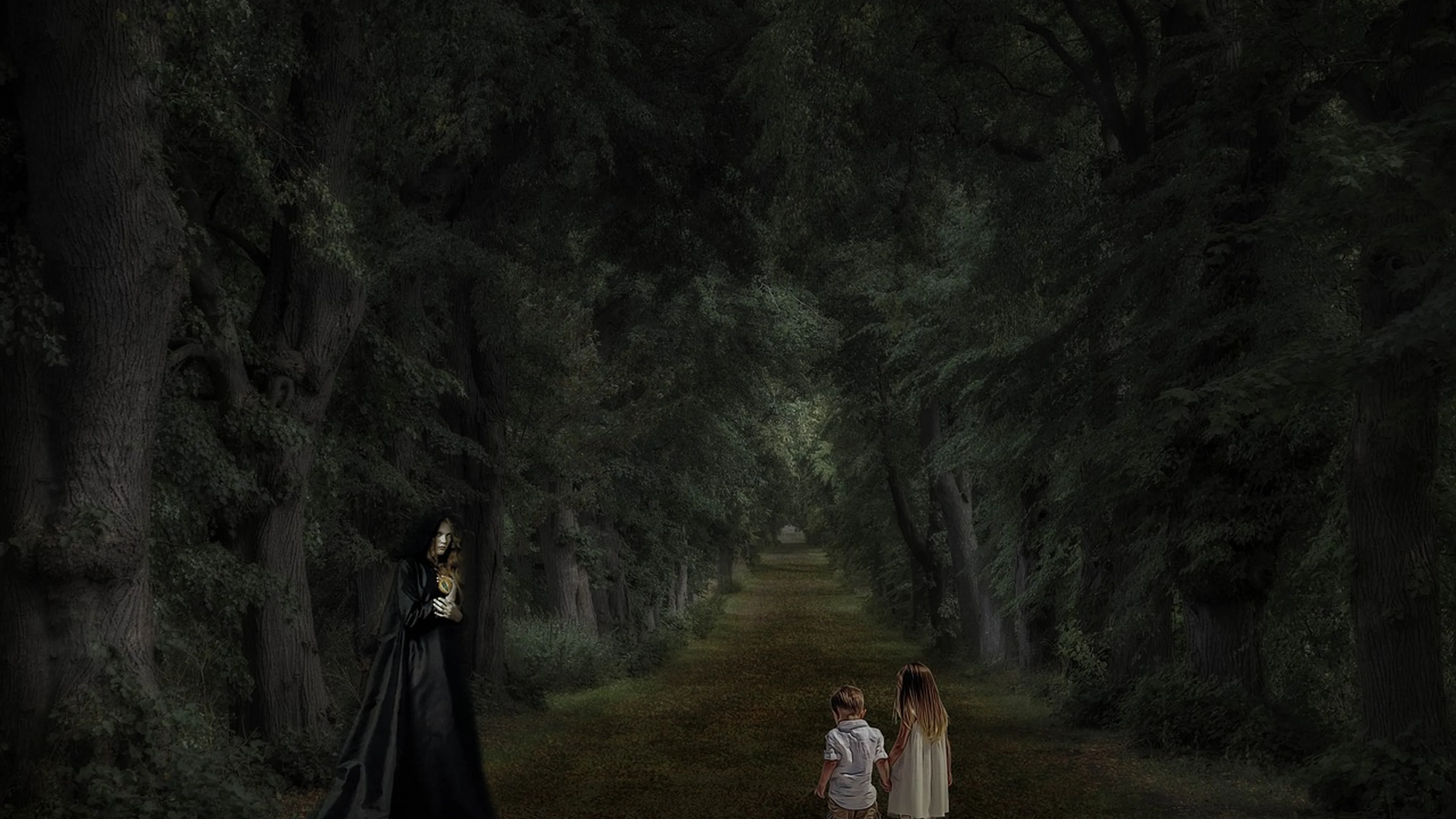 Fantasy forest children - free 4K Ultra HD dark wallpaper for desktop