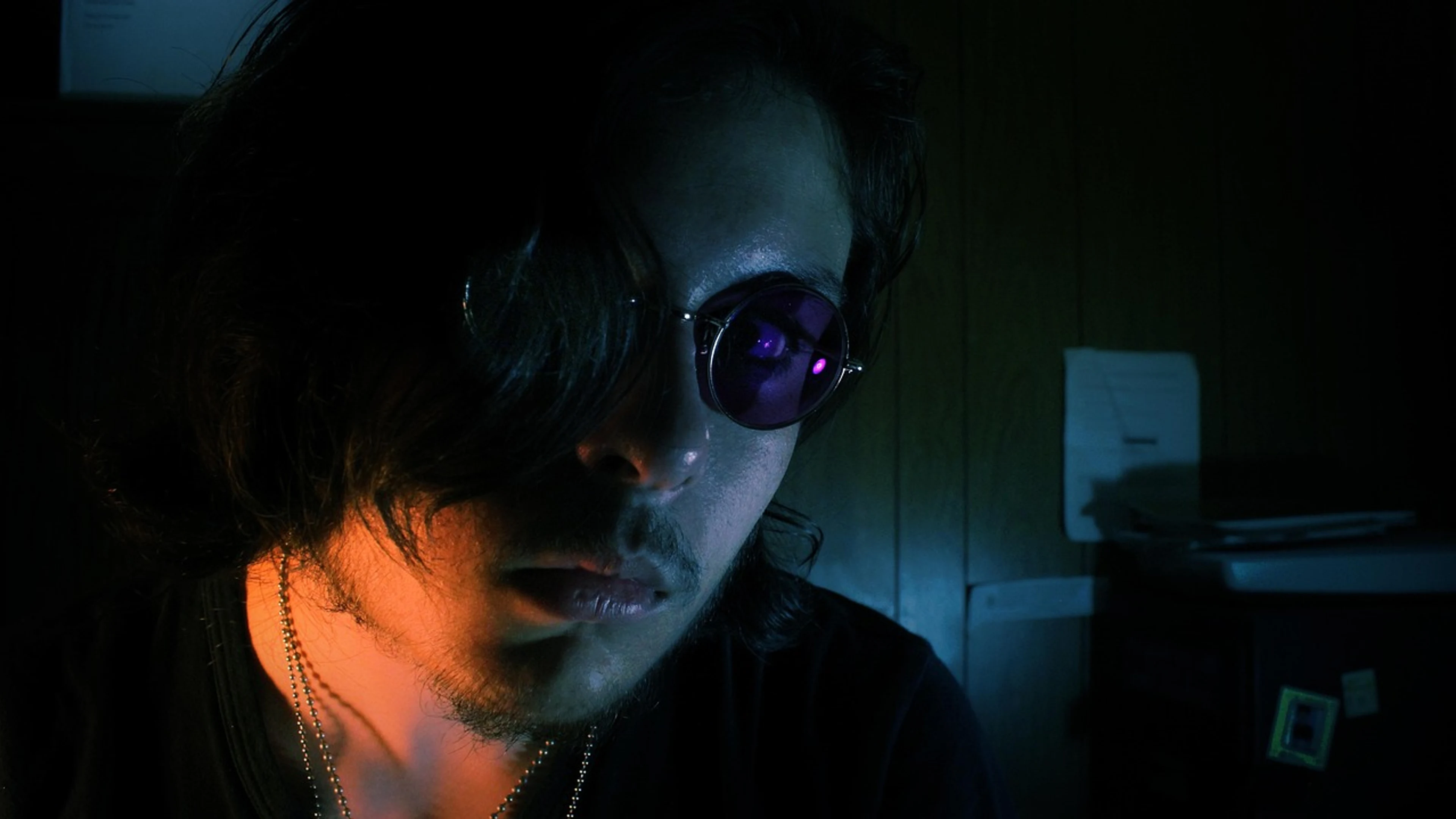 Moody lighting dark - free 4K Ultra HD dark wallpaper for desktop