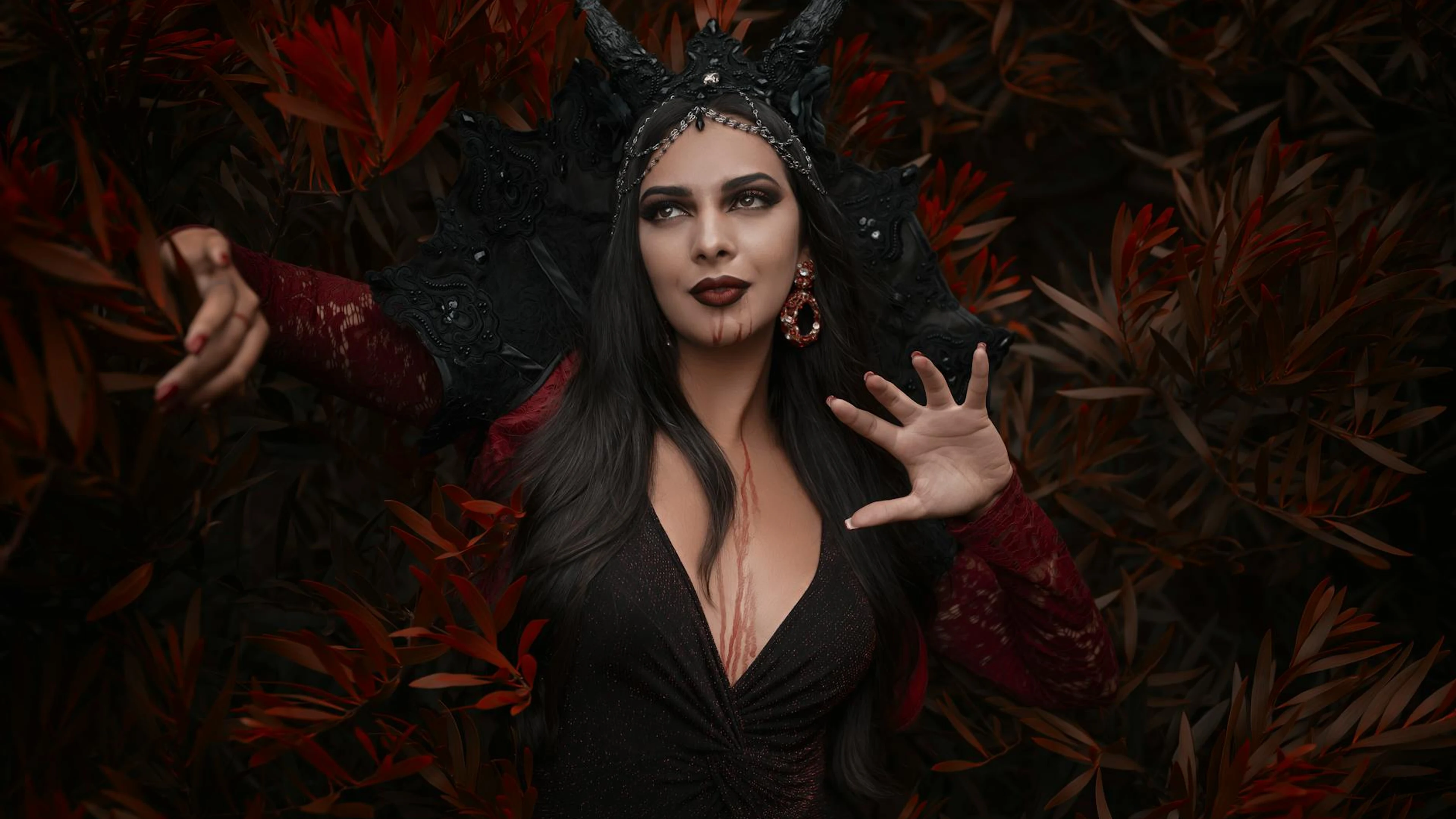 Mysterious vampire woman posing in the forest with a dark costume. - free 4K Ultra HD dark wallpaper for desktop