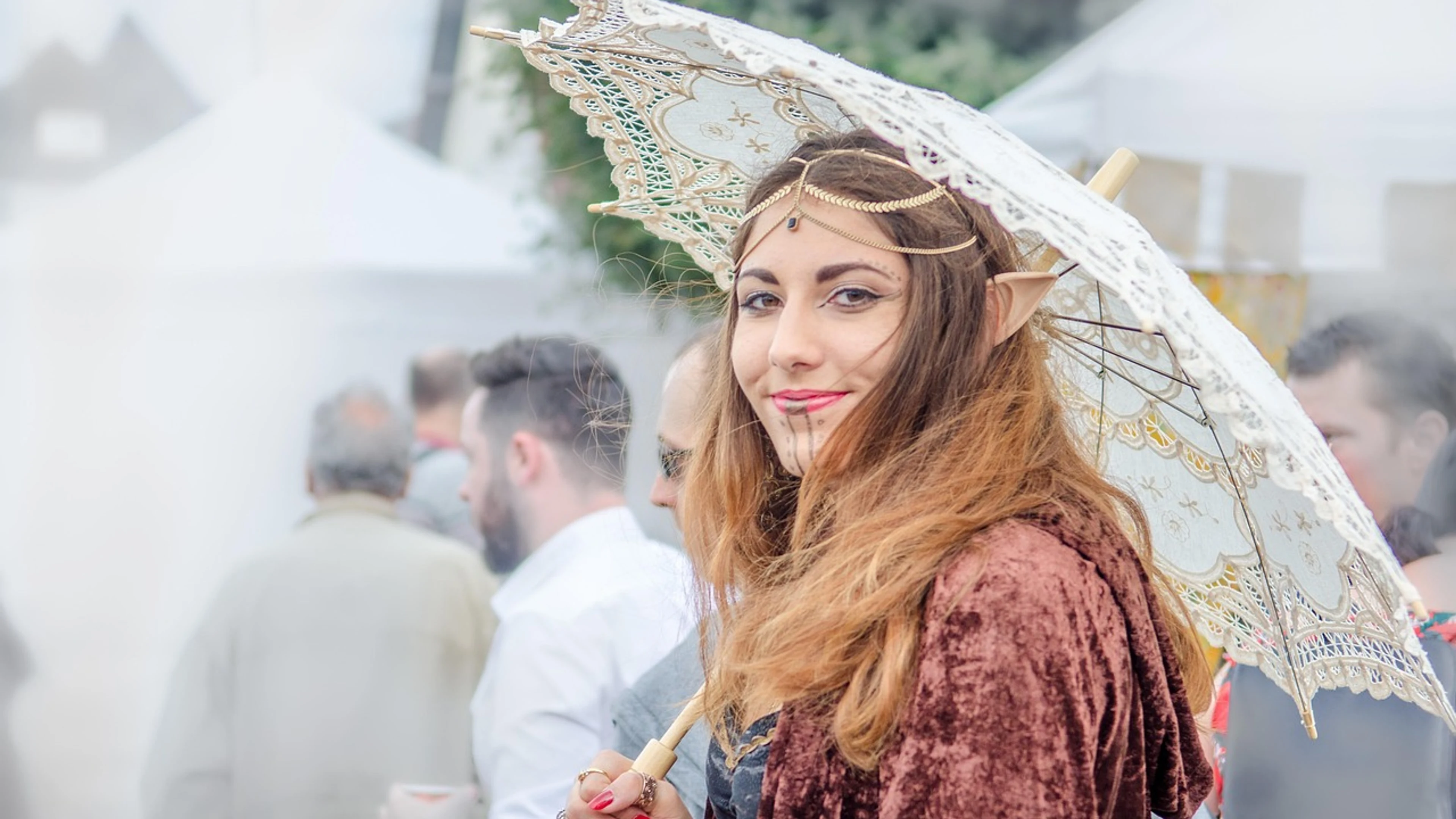 Cosplay fantasy suit - free 4K Ultra HD fantasy wallpaper for desktop