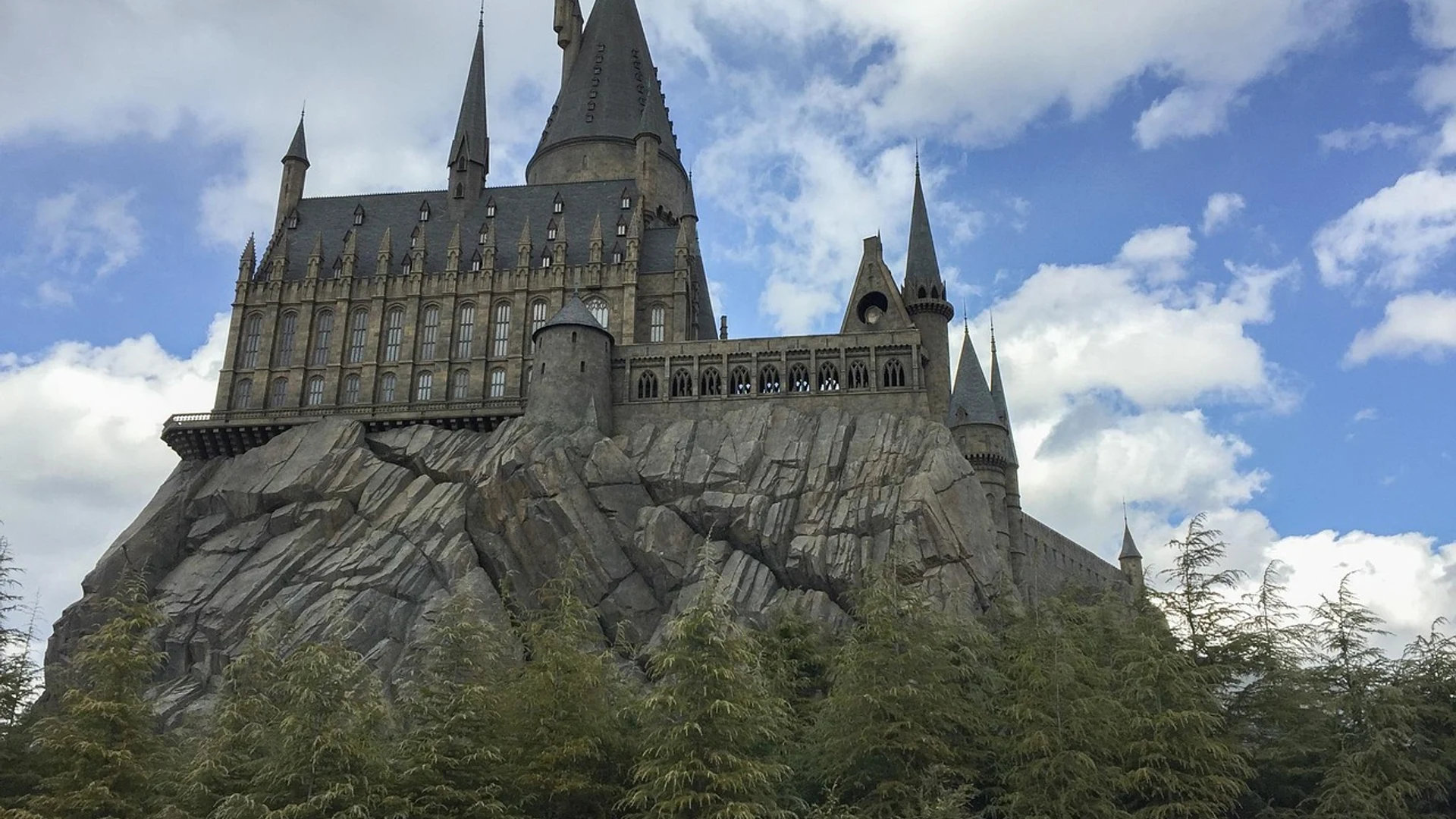 Hogwarts castle harry potter - free hd fantasy wallpaper for desktop