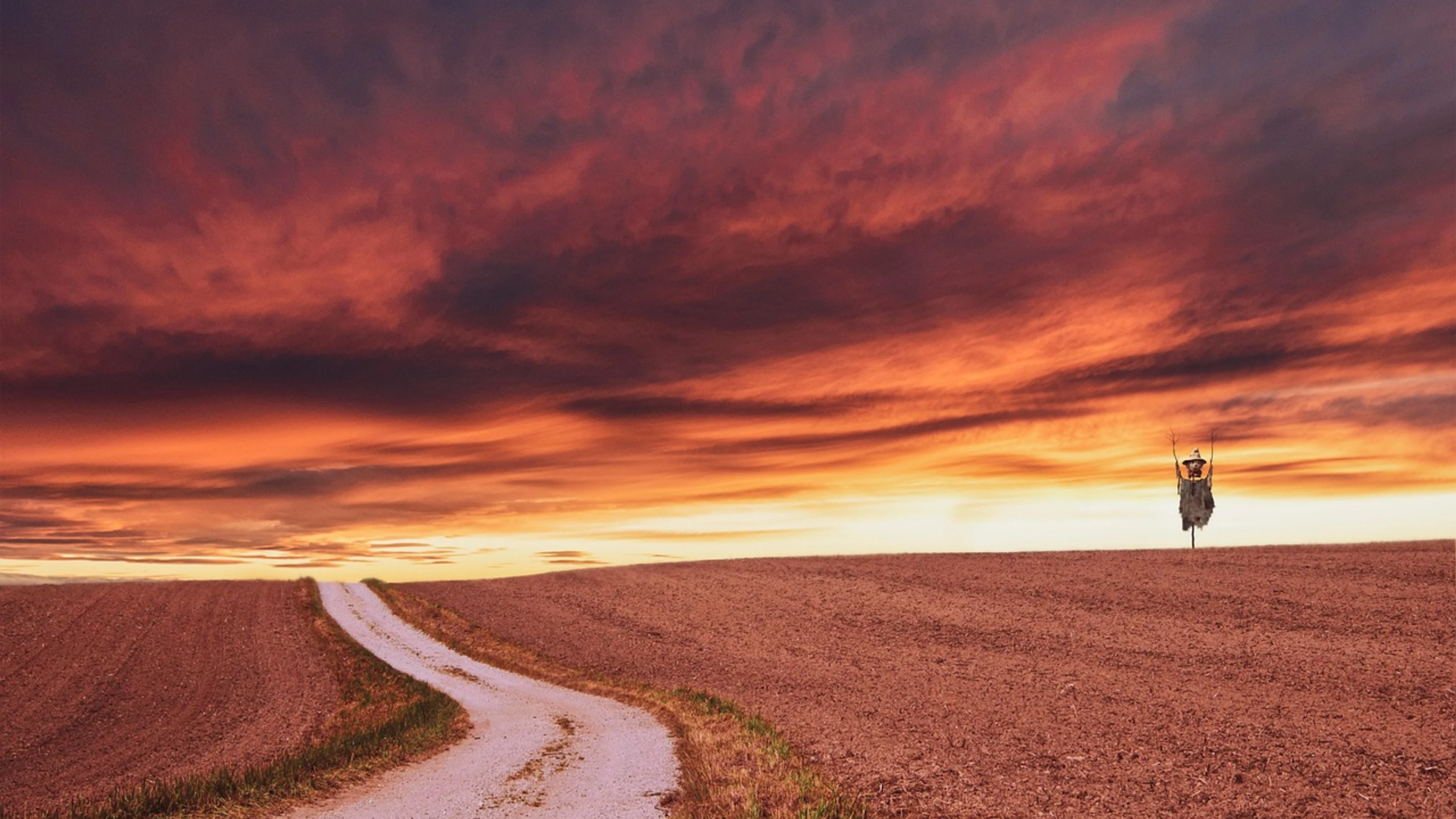 Landscape field fantasy - free 4K Ultra HD fantasy wallpaper for desktop