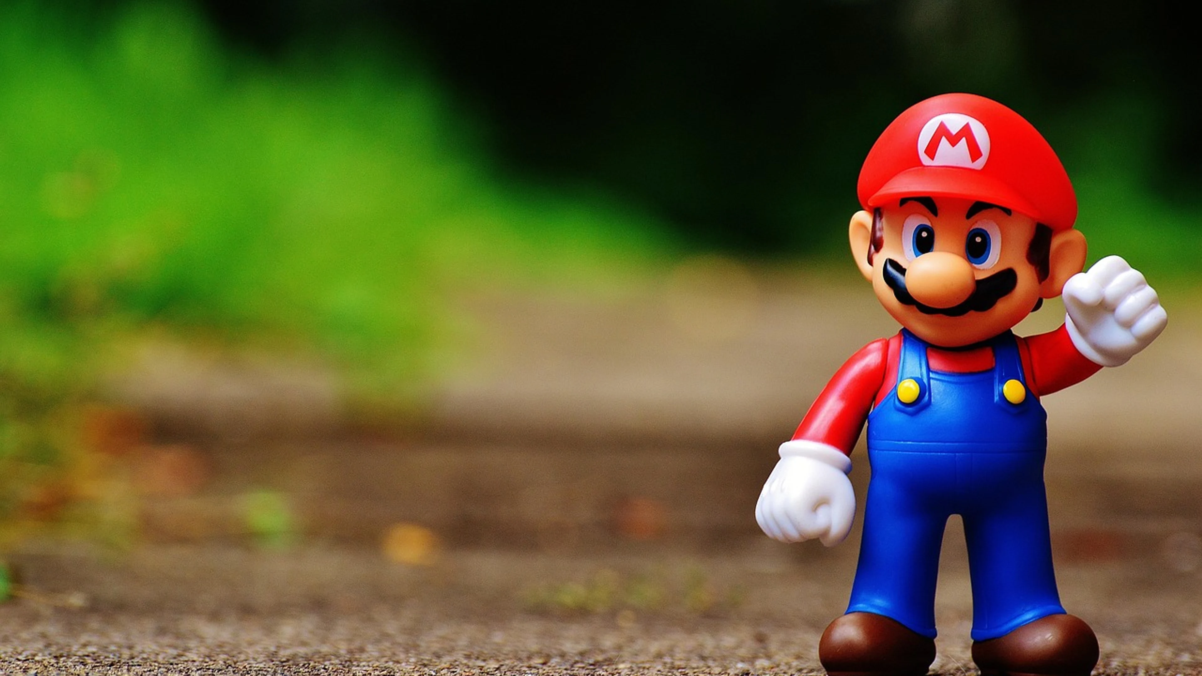 Mario figure game - free 4K Ultra HD gaming wallpaper for desktop