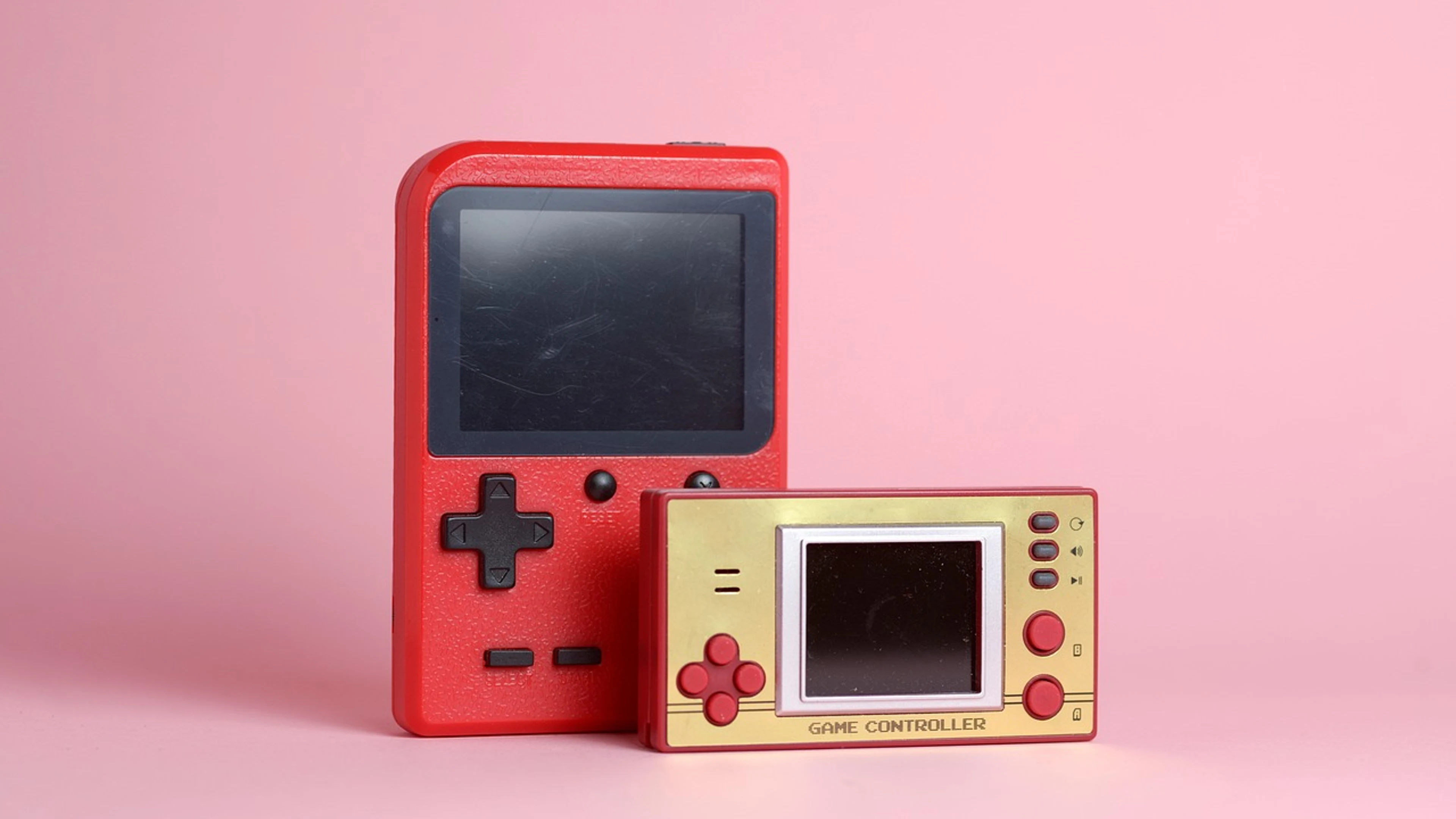 Retro gaming consoles - free 4K Ultra HD gaming wallpaper for desktop