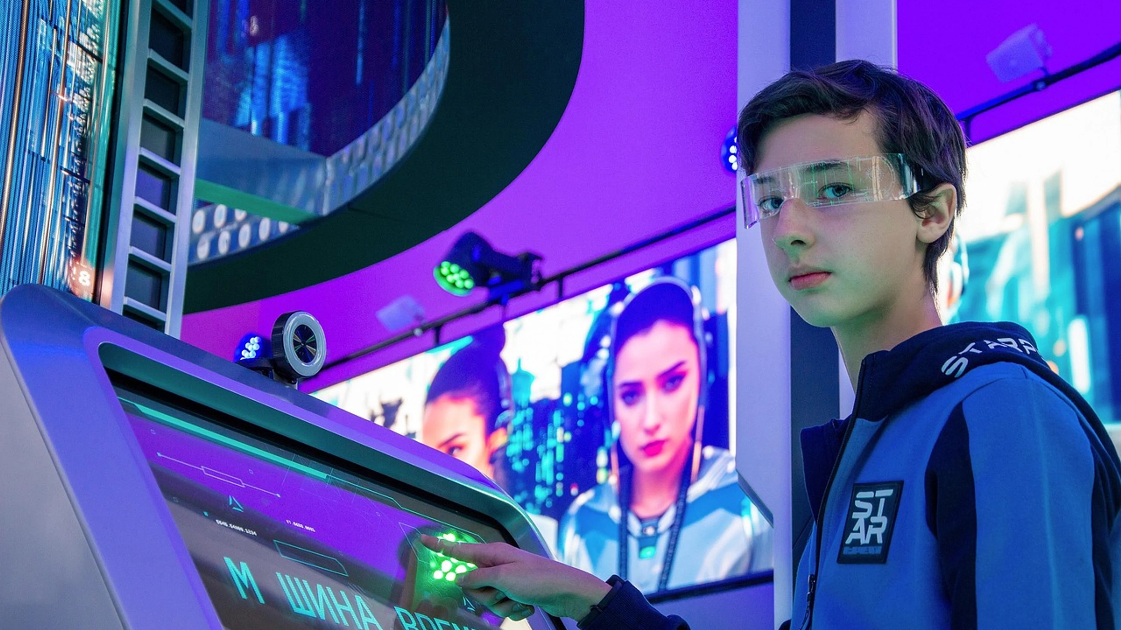 Teen glasses science - free 4K Ultra HD gaming wallpaper for desktop