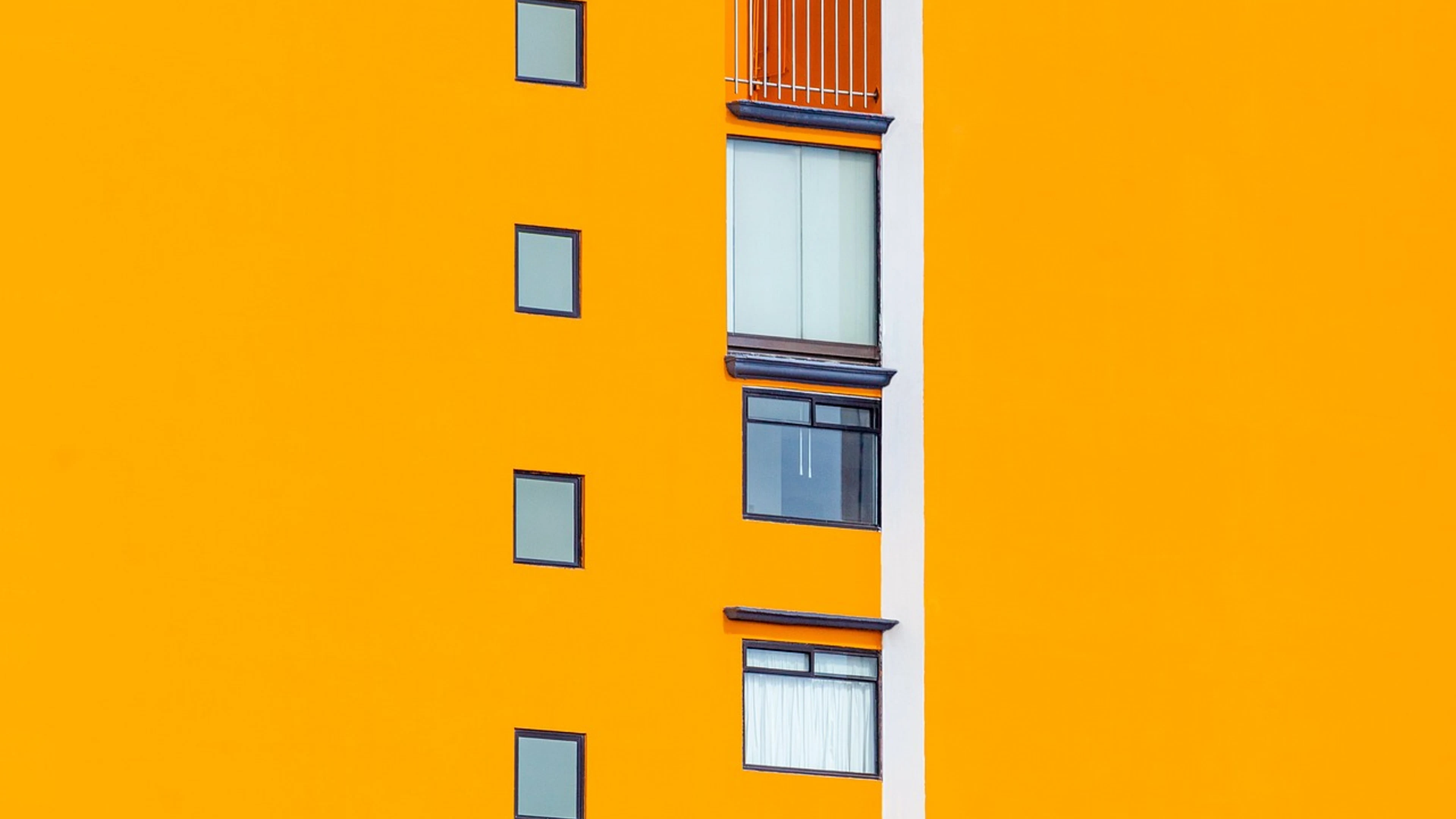 Building orange architecture - free 4K Ultra HD minimal wallpaper for desktop