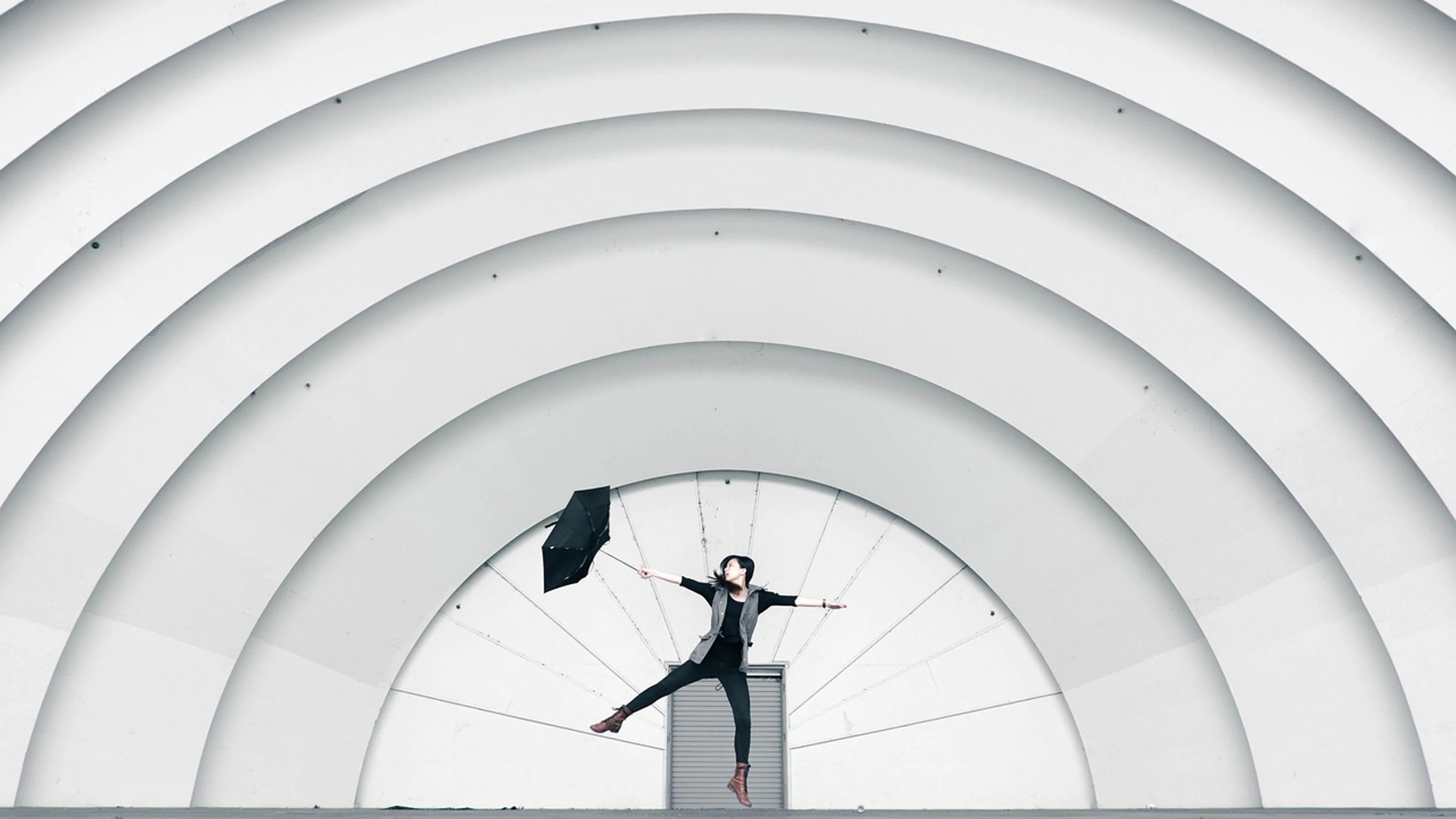 Life beauty scene - free 4K Ultra HD minimal wallpaper for desktop