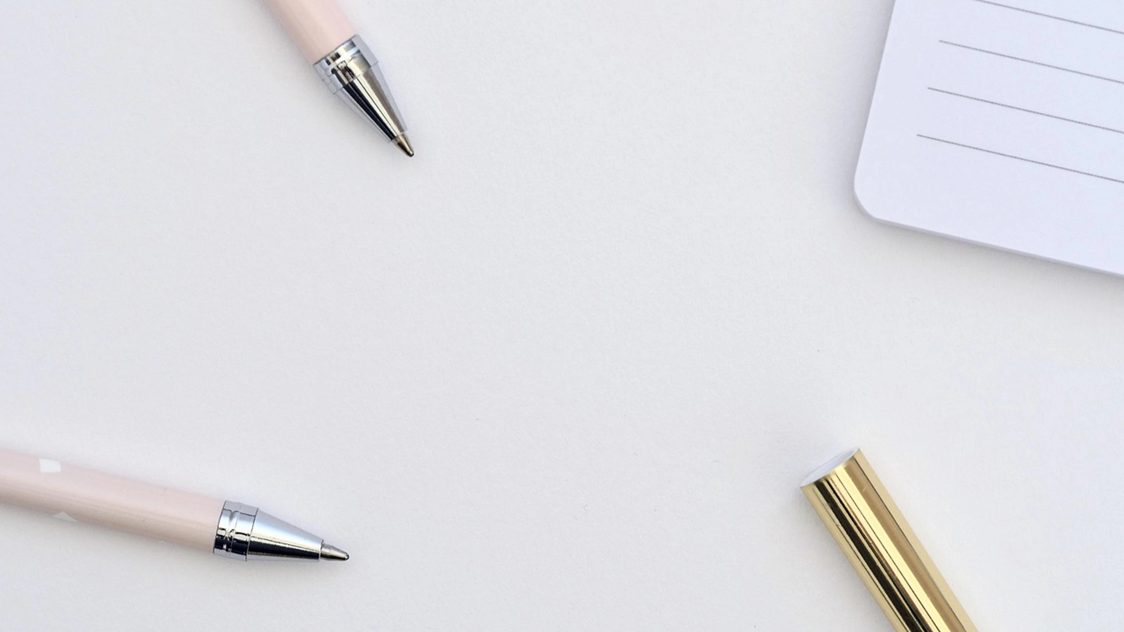 Magazine gray pink - free 4K Ultra HD minimal wallpaper for desktop