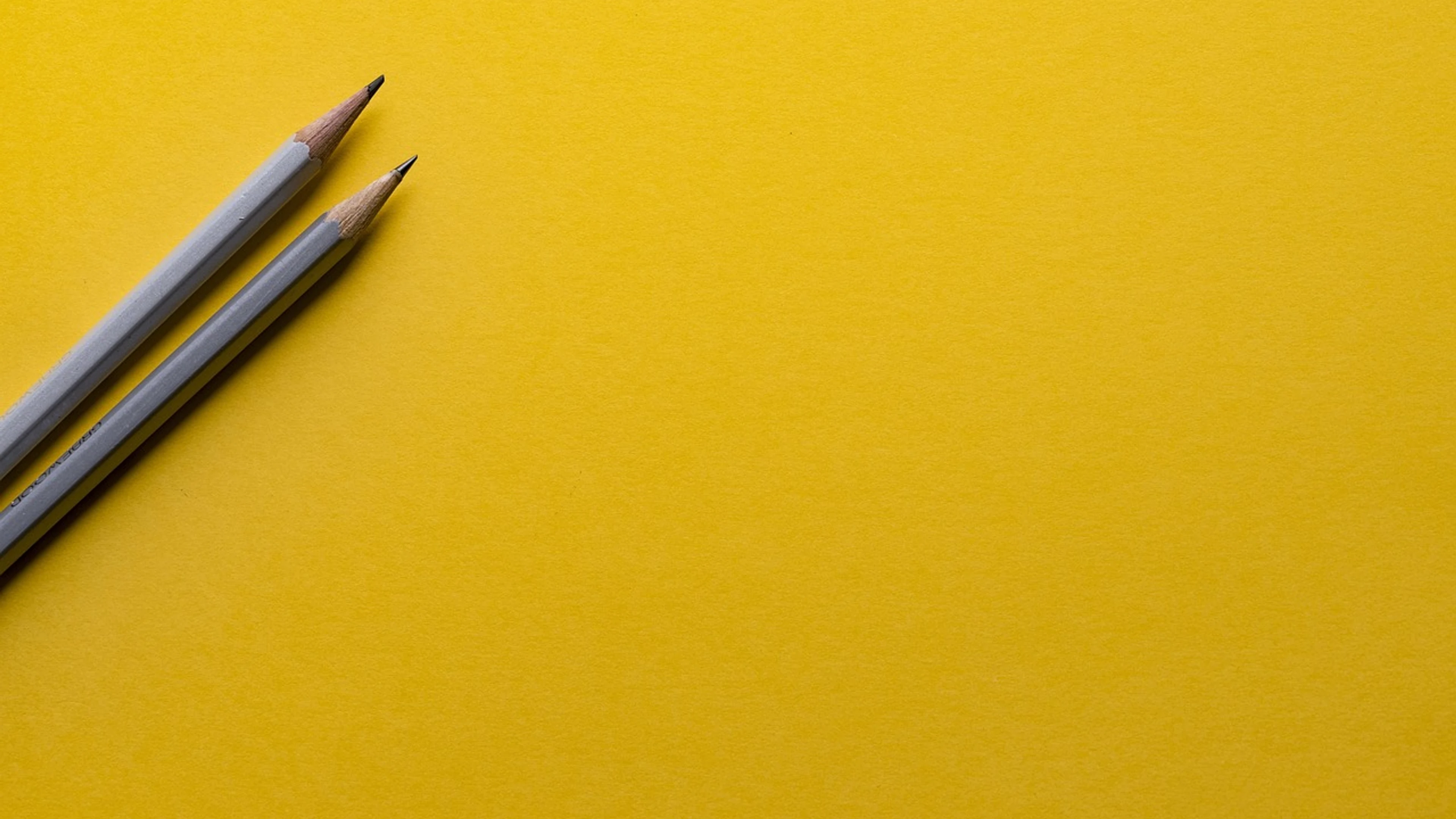 Pencils yellow business - free 4K Ultra HD minimal wallpaper for desktop