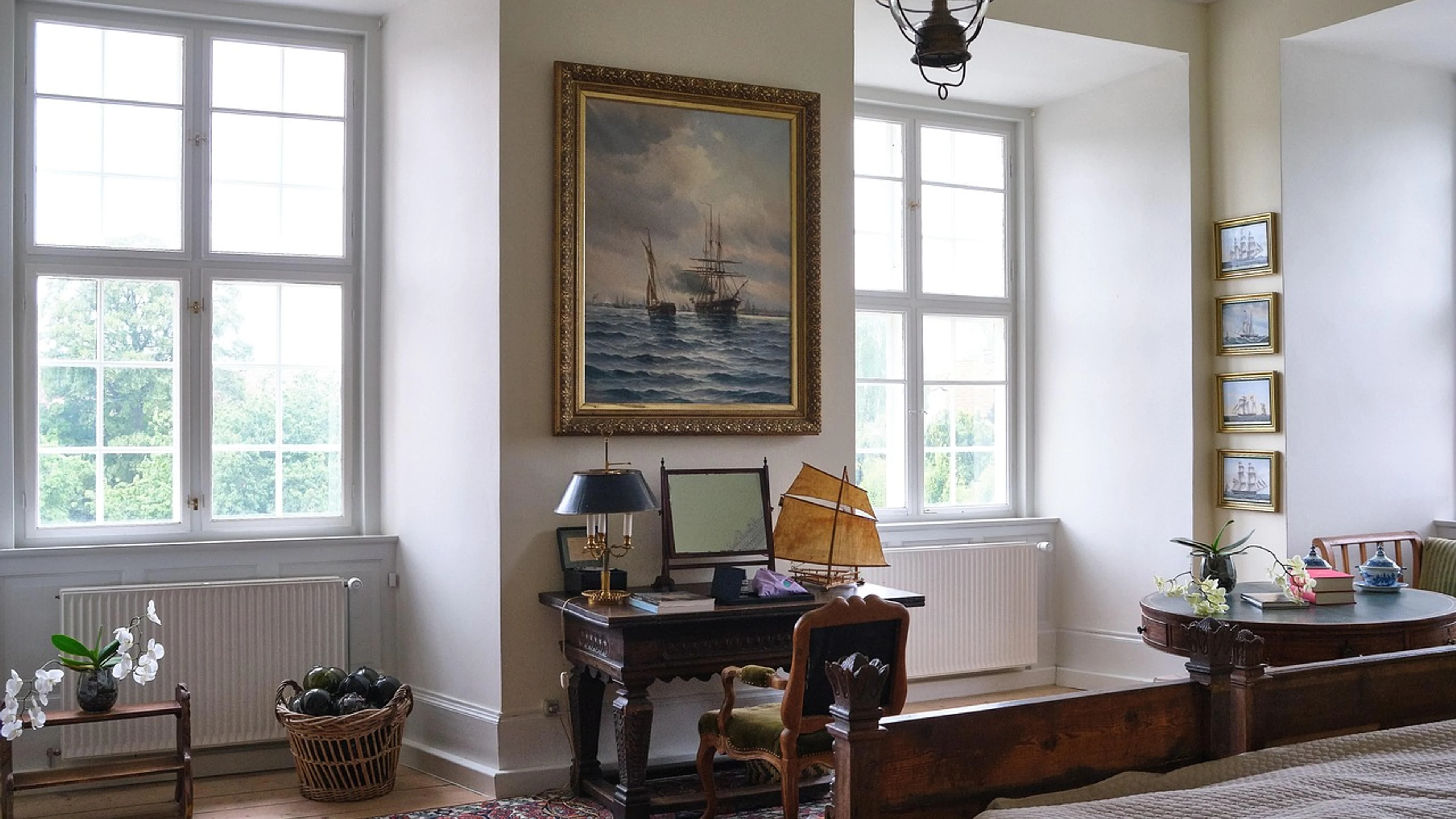 Room castle bedroom - free 4K Ultra HD minimal wallpaper for desktop