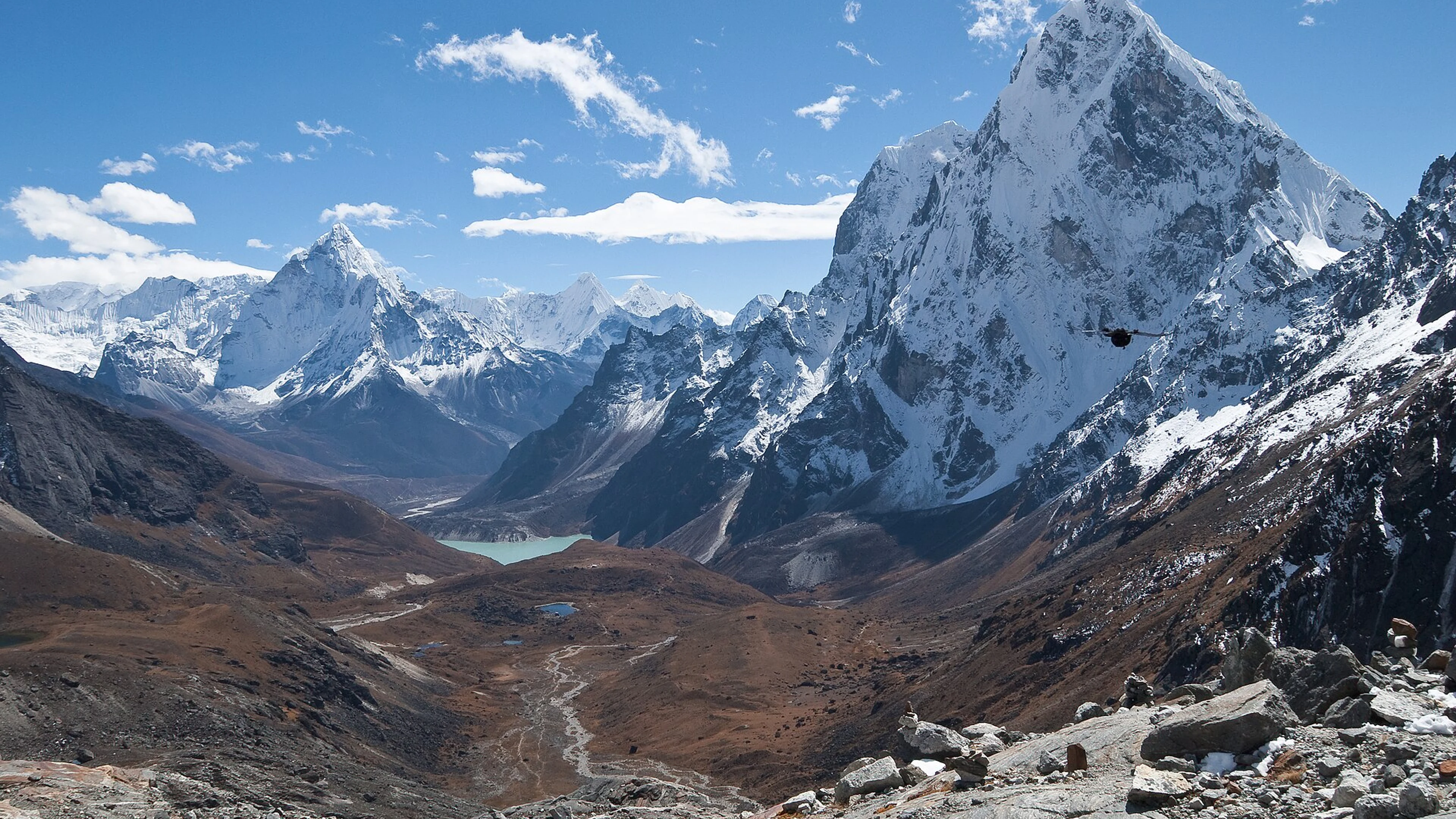 Himalayas, Cholatse, Nepal - free 4K Ultra HD mountain wallpaper for desktop
