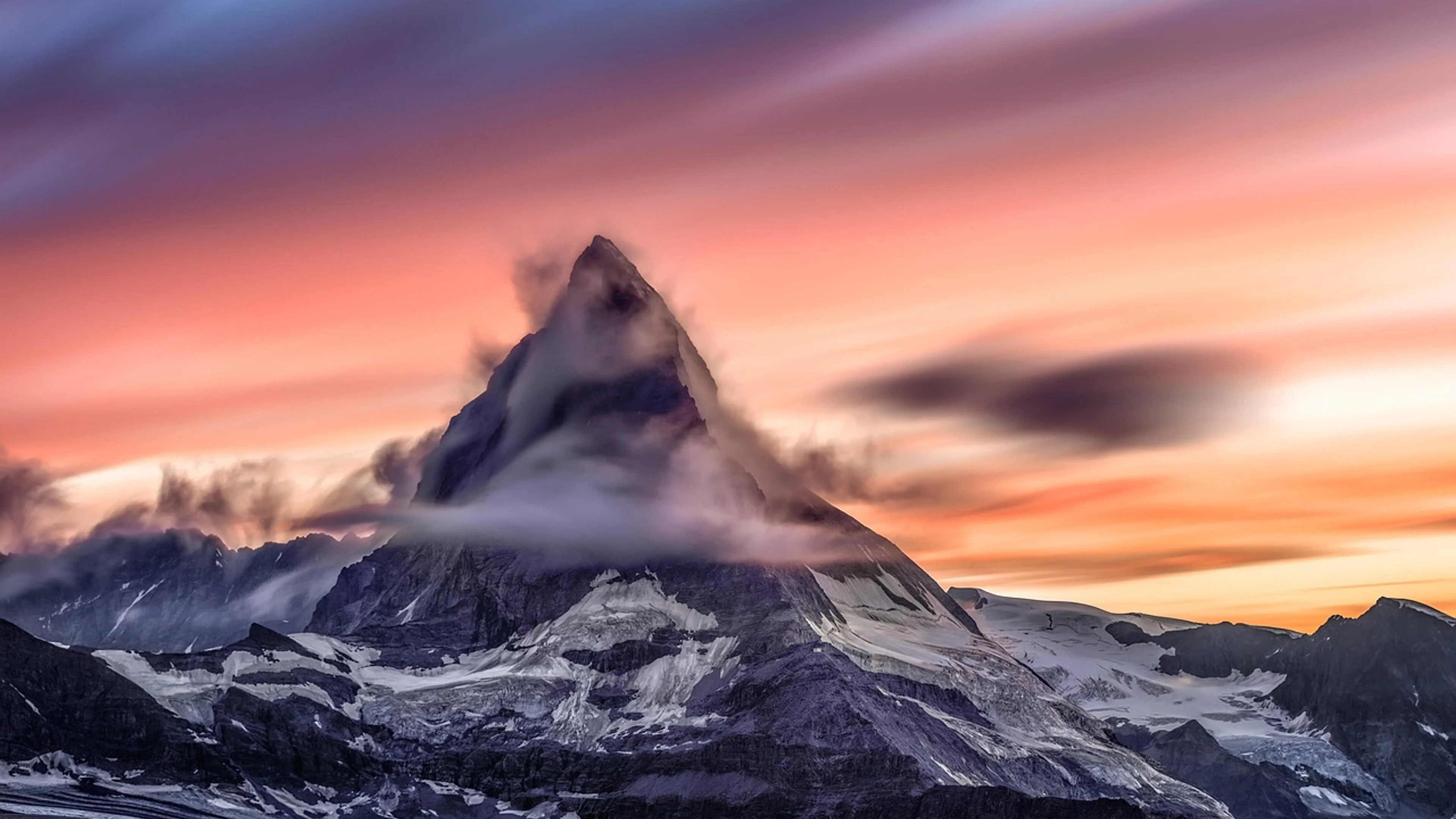 Matterhorn mountain peak - free 4K Ultra HD mountain wallpaper for desktop