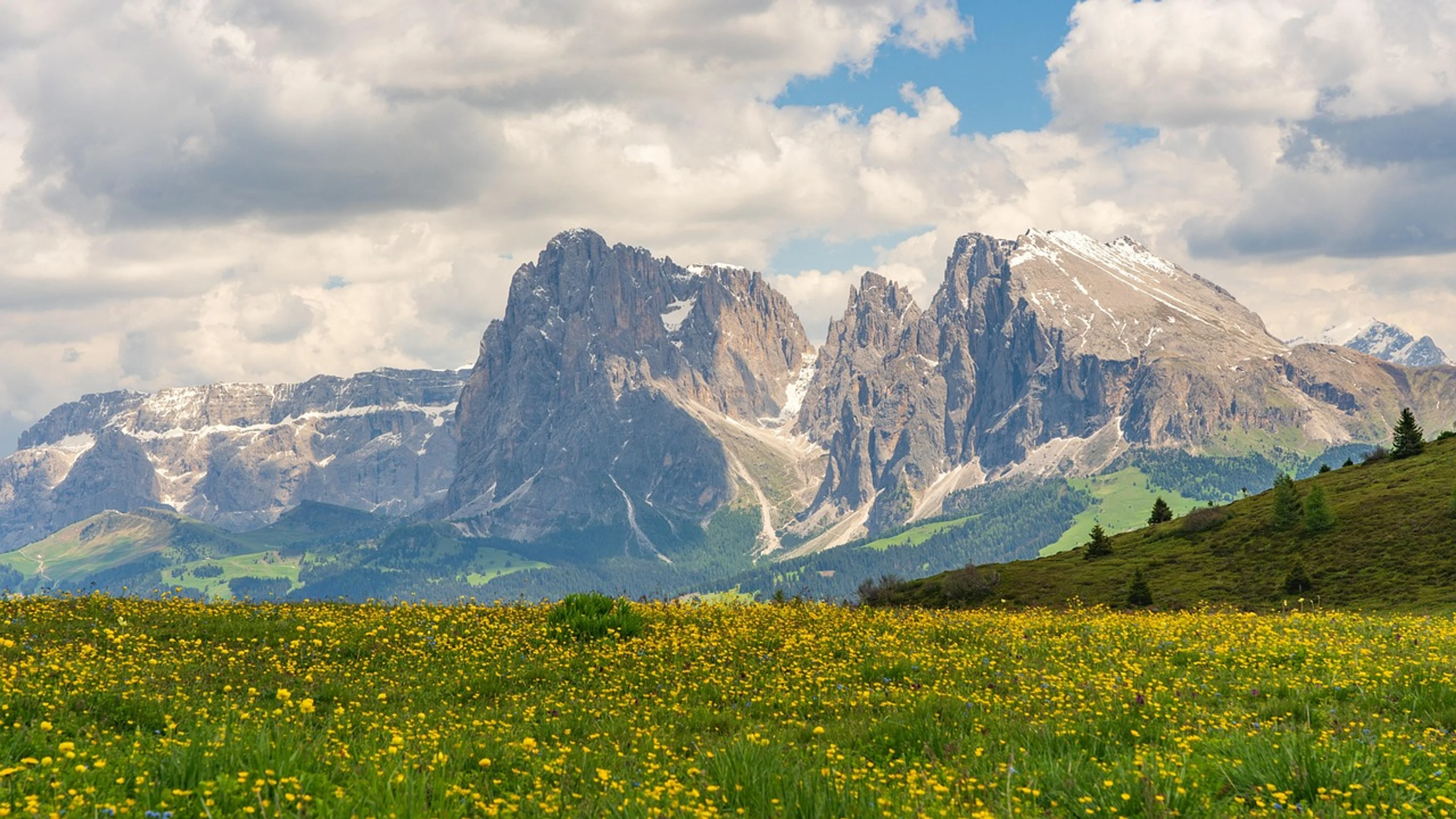 Seiser alm dolomites mountains - free 4K Ultra HD mountain wallpaper for desktop