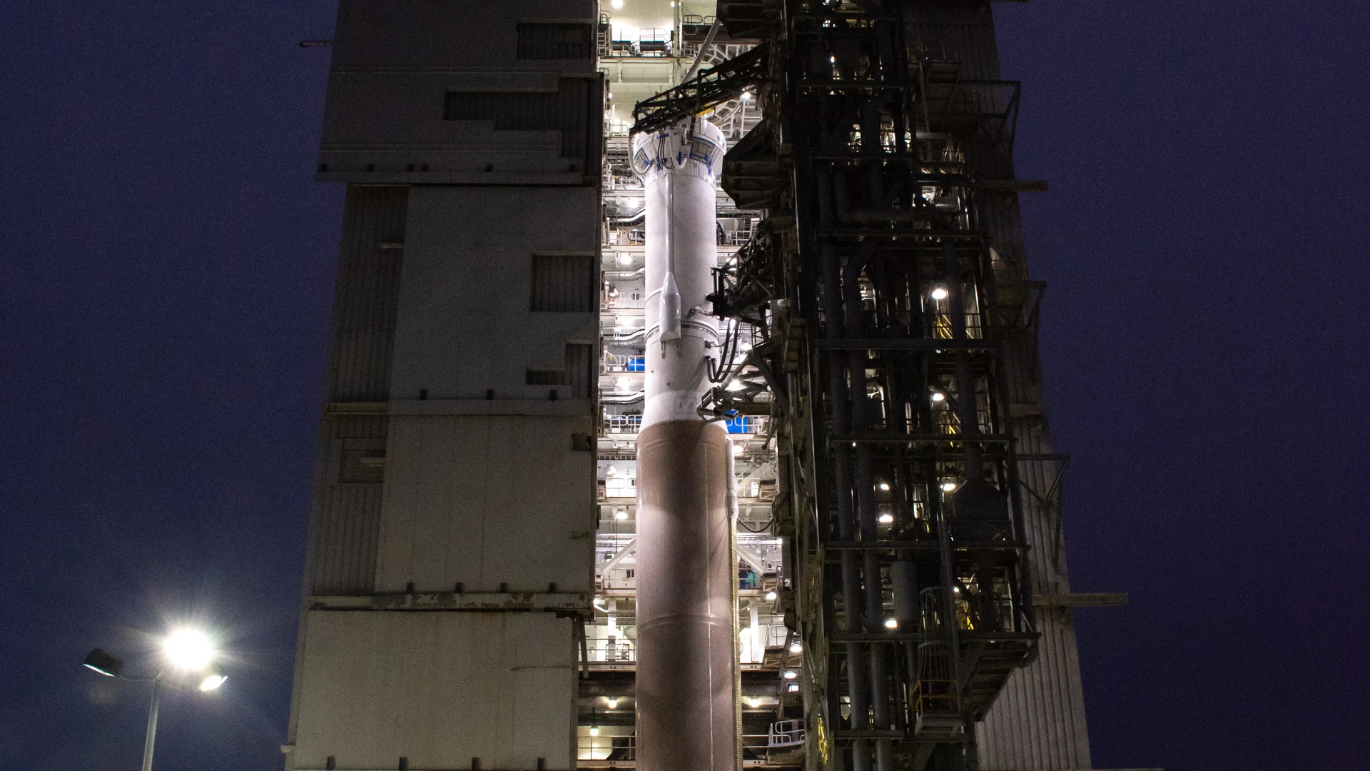 Landsat 9 Tower Rollback, Dress Rehearsal - free hd nature wallpaper for desktop