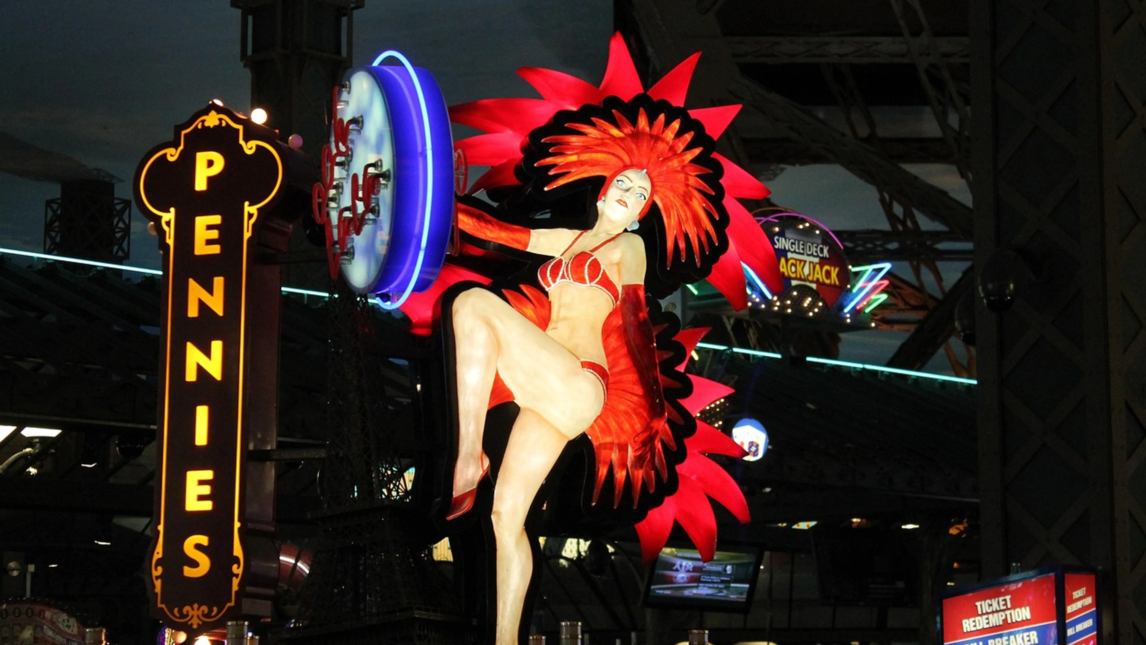 Neon advertisement signage - free 4K Ultra HD neon wallpaper for desktop