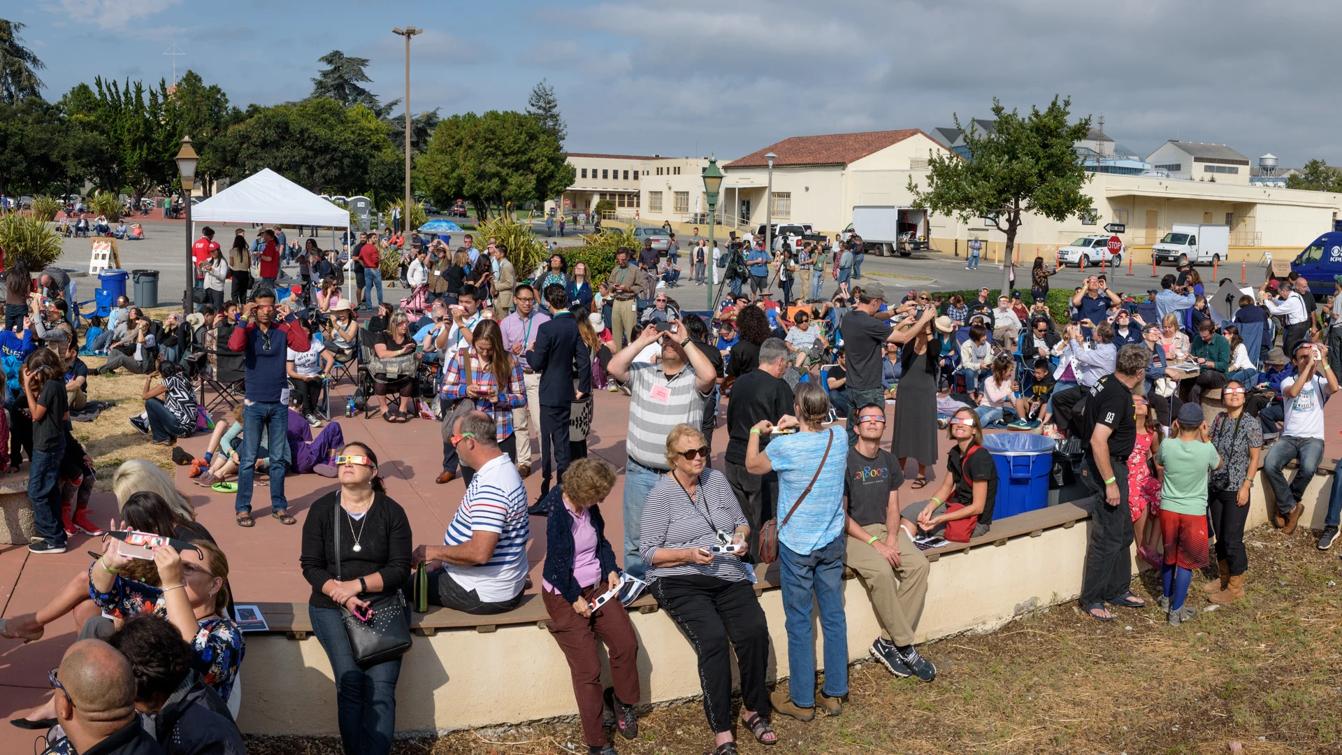 Ames Eclipse Viewing 2017 - free hd space wallpaper for desktop