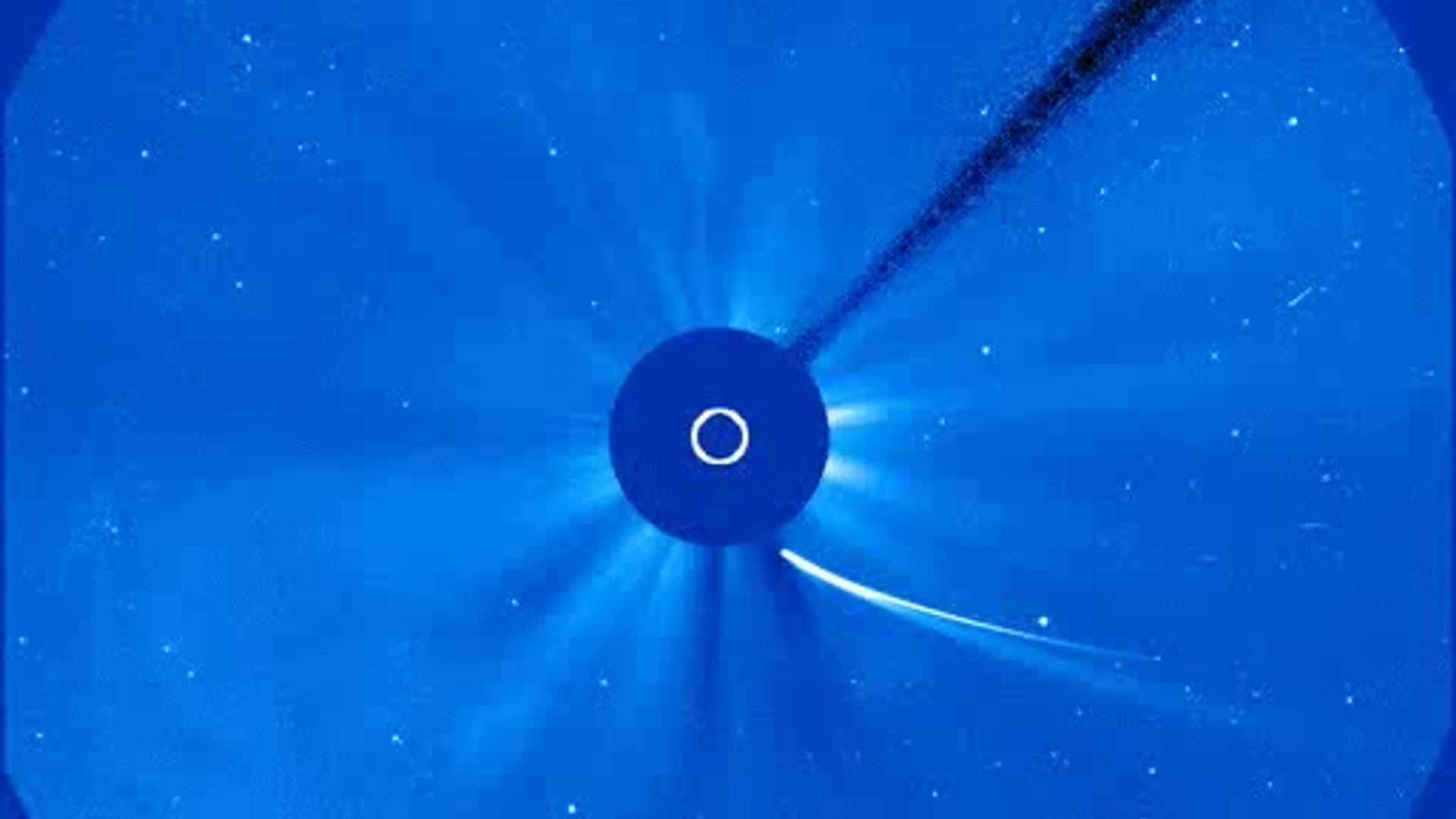 Comet ISON May Have Survived - free hd space wallpaper for desktop