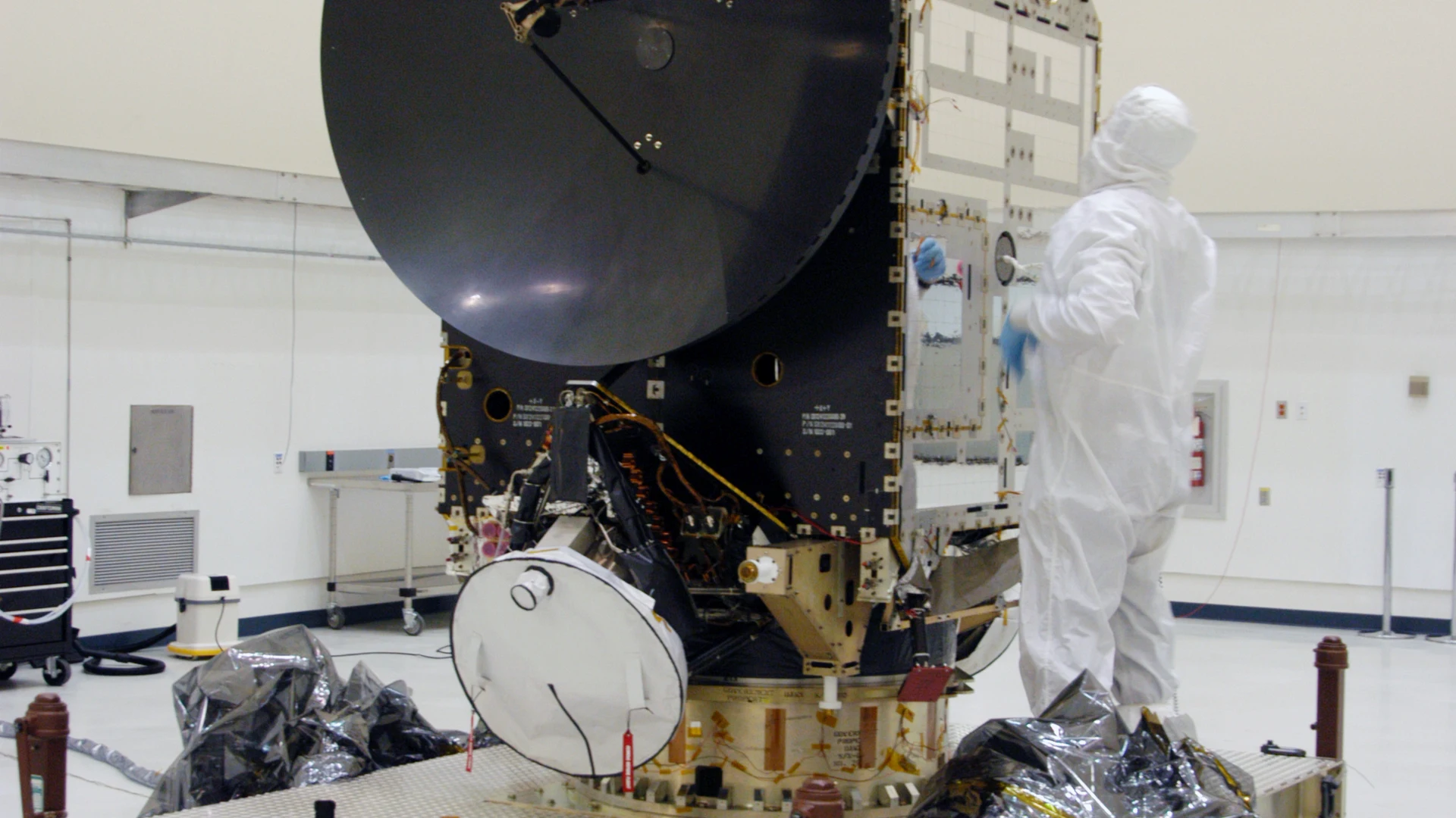 Dawn Spacecraft Processing - free hd space wallpaper for desktop