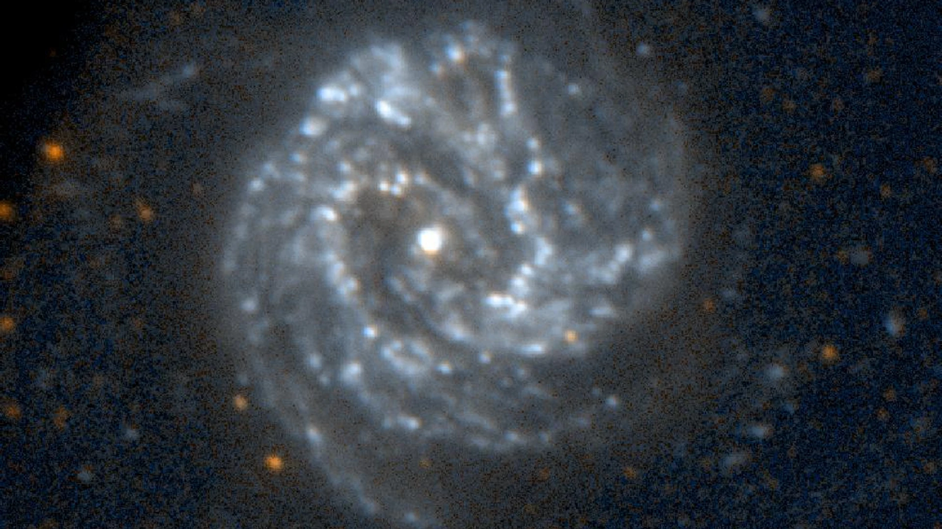 Galaxy Messier 83 - free hd space wallpaper for desktop