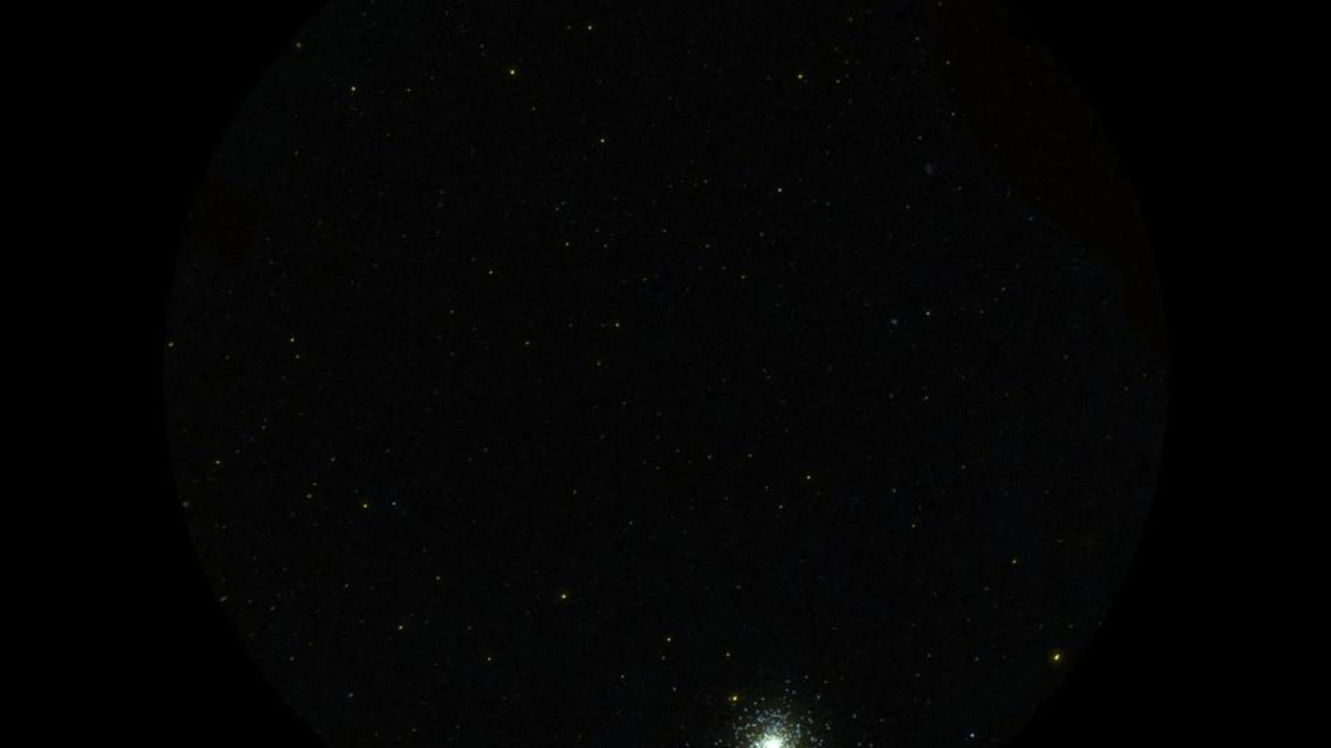 Globular Cluster Messier 2 in Aquarius - free hd space wallpaper for desktop