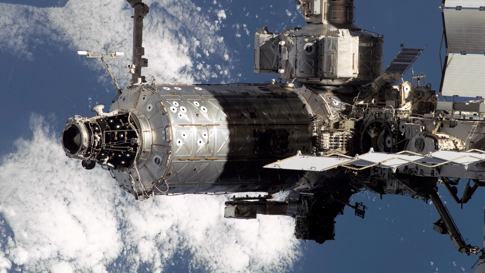 International Space Station (ISS) - free hd space wallpaper for desktop
