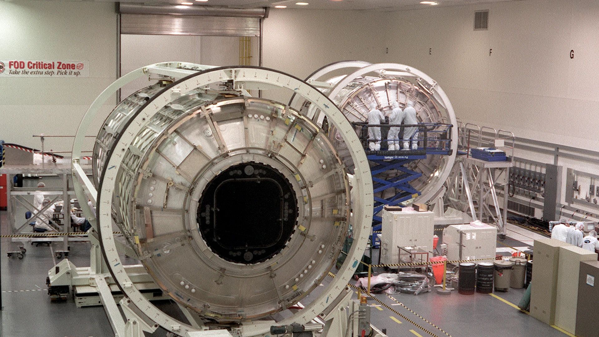 International Space Station (ISS) - free hd space wallpaper for desktop