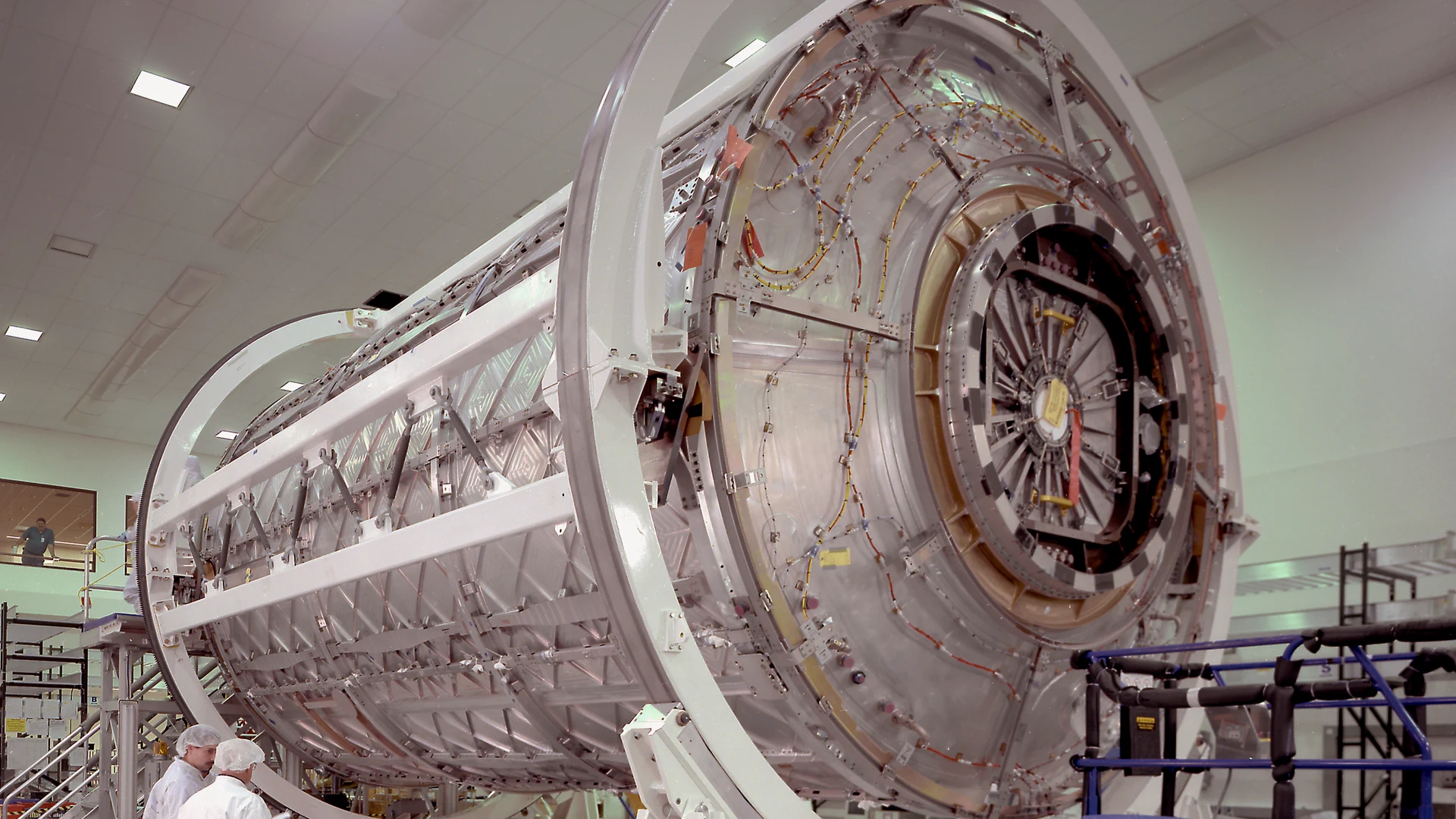 International Space Station (ISS) - free hd space wallpaper for desktop