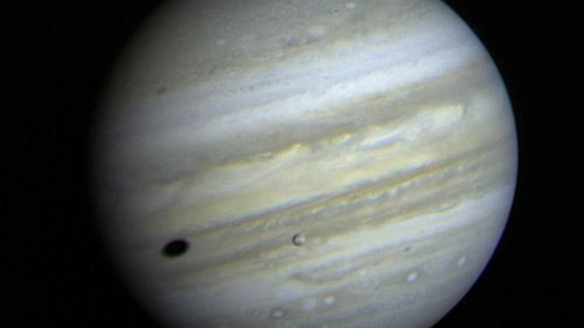 Jupiter with Io Crossing - free hd space wallpaper for desktop