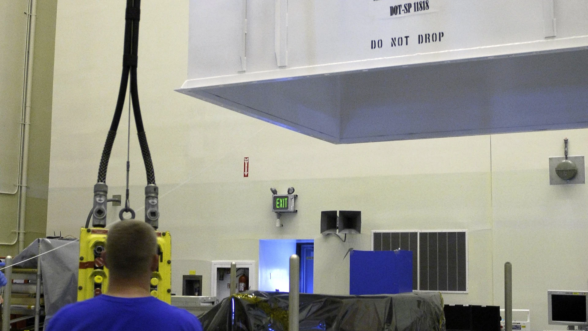 KSC-08pd2383 - free hd space wallpaper for desktop