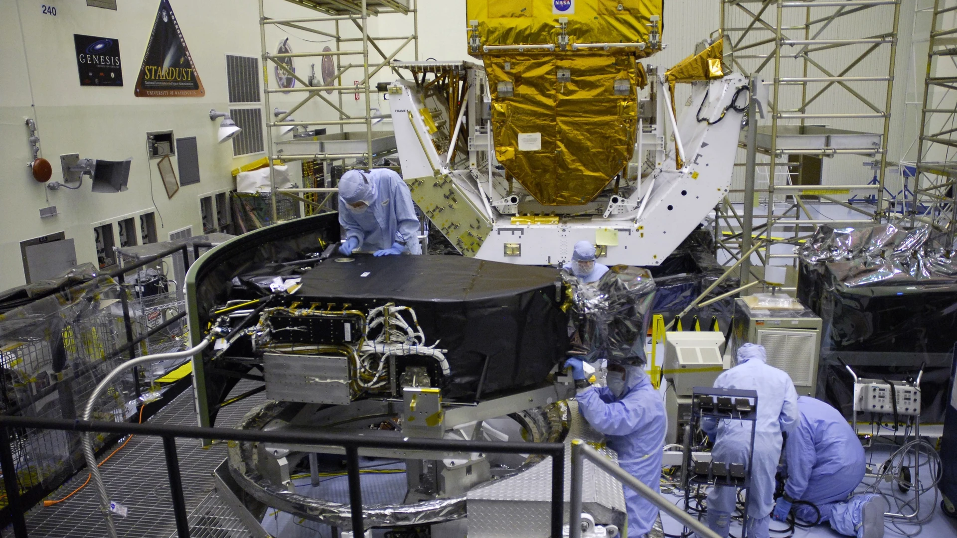 KSC-08pd2451 - free hd space wallpaper for desktop