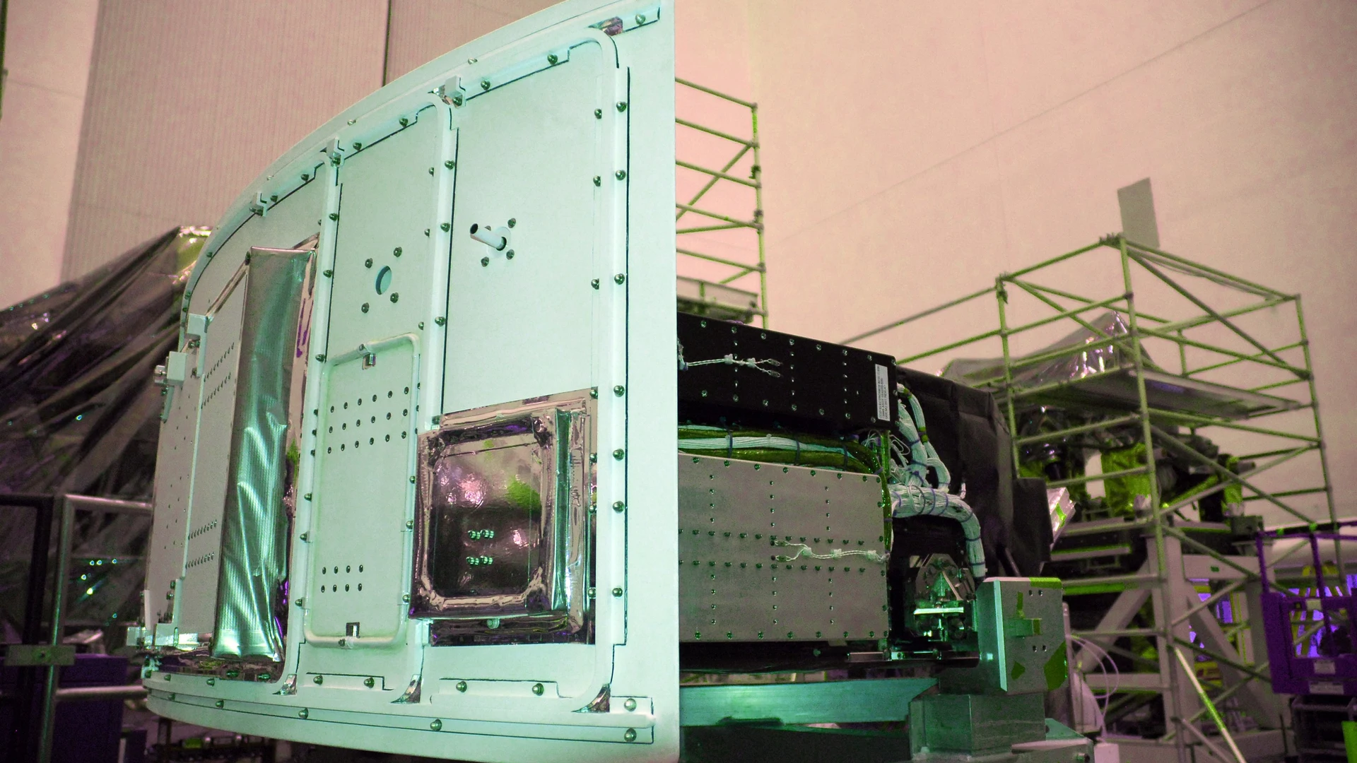 KSC-08pd2458 - free hd space wallpaper for desktop